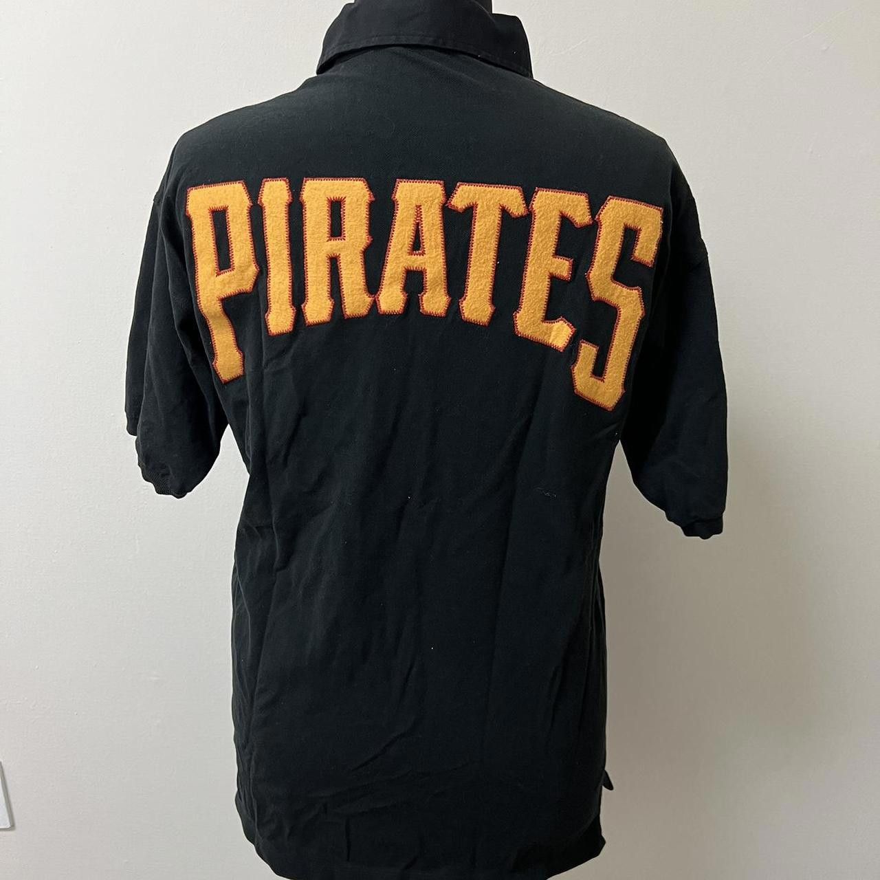 Gucci Vintage Gucci Pittsburg Pirates Polo Size US L / EU 52-54 / 3 - 3 Thumbnail