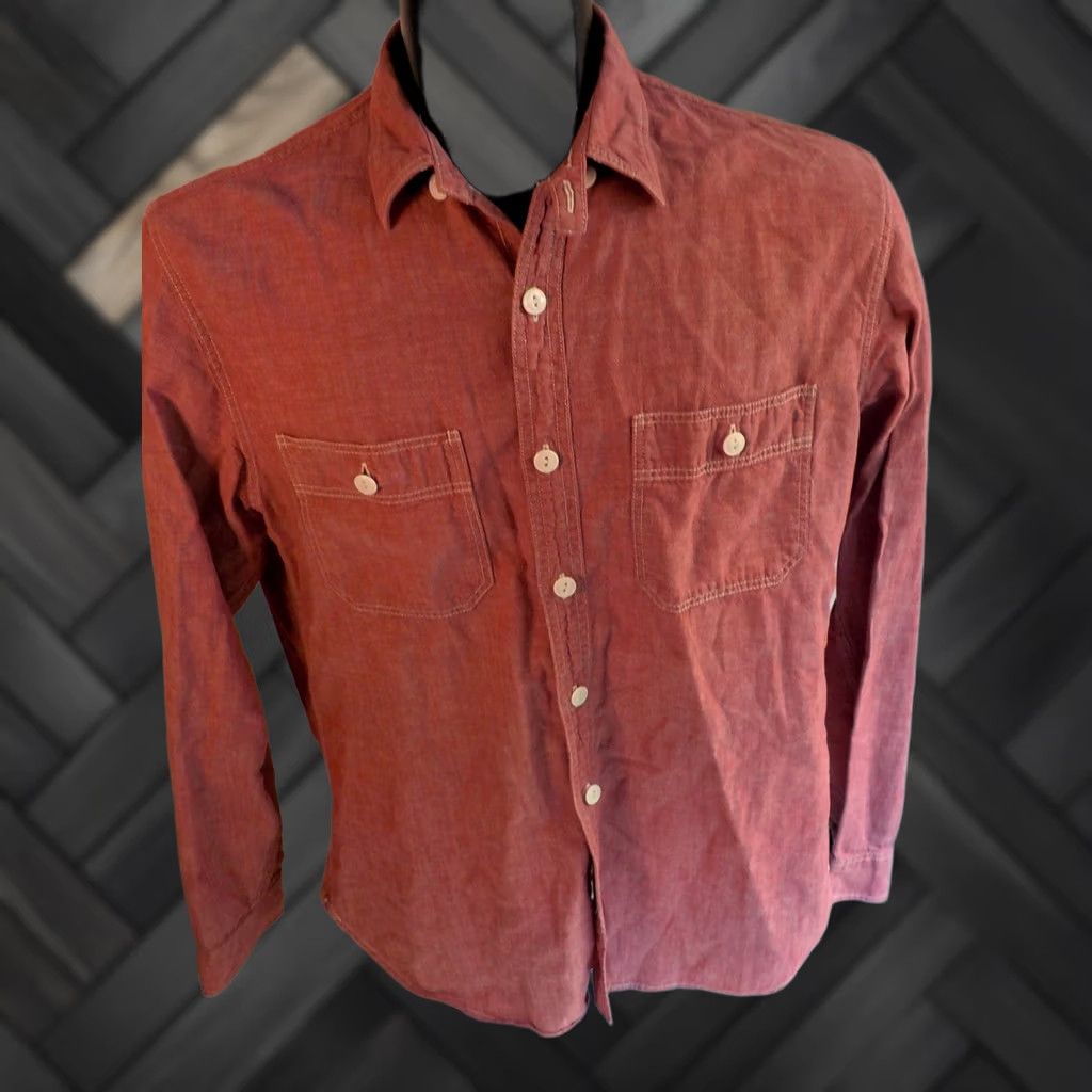 J.Crew J. Crew Chambray Shirt Red with White Stitching - 100% Cotton Long Sleeve Button-Up Toad Tab Collar M Mens Shirt Size US M / EU 48-50 / 2 - 1 Thumbnail