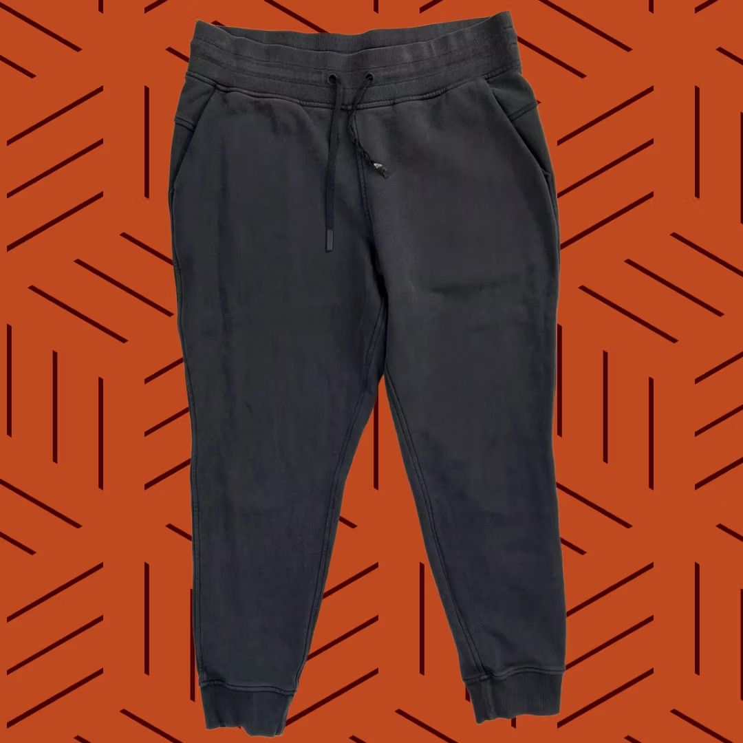 Lululemon VINTAGE? (no) Size 34" / US 12 / IT 48 - 1 Thumbnail