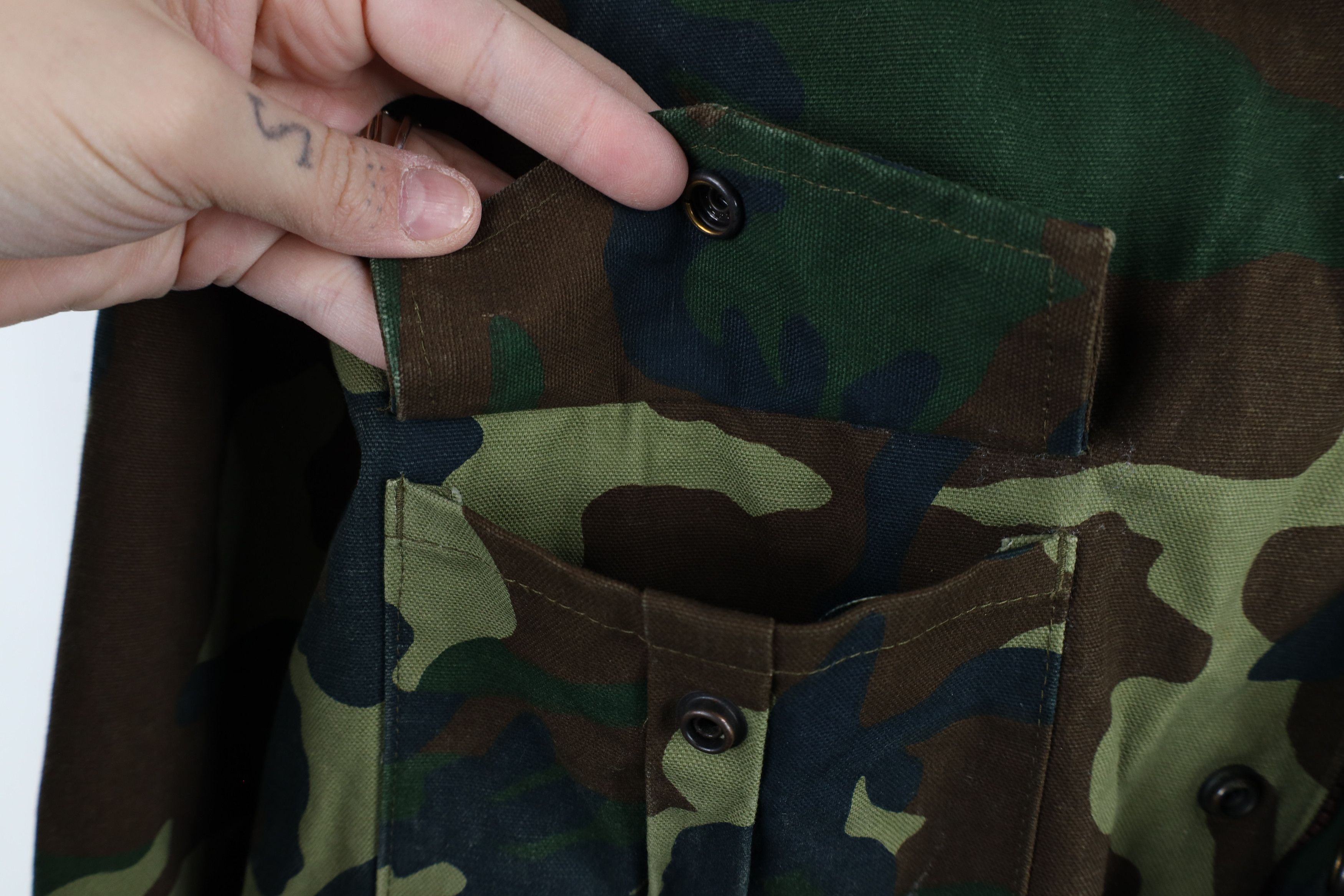 Vintage Vintage 80s 90s Streetwear Canvas Camouflage Hooded Jacket Size US L / EU 52-54 / 3 - 8 Thumbnail