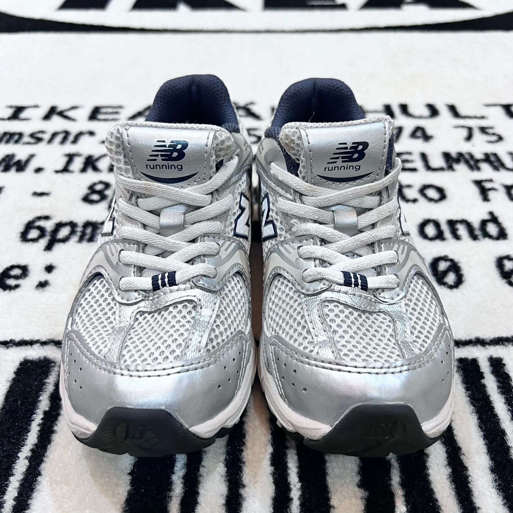 New Balance Throwback to the 90's Big Kids New Balance 530 Sneakers Size US 12 / EU 45 - 3 Thumbnail