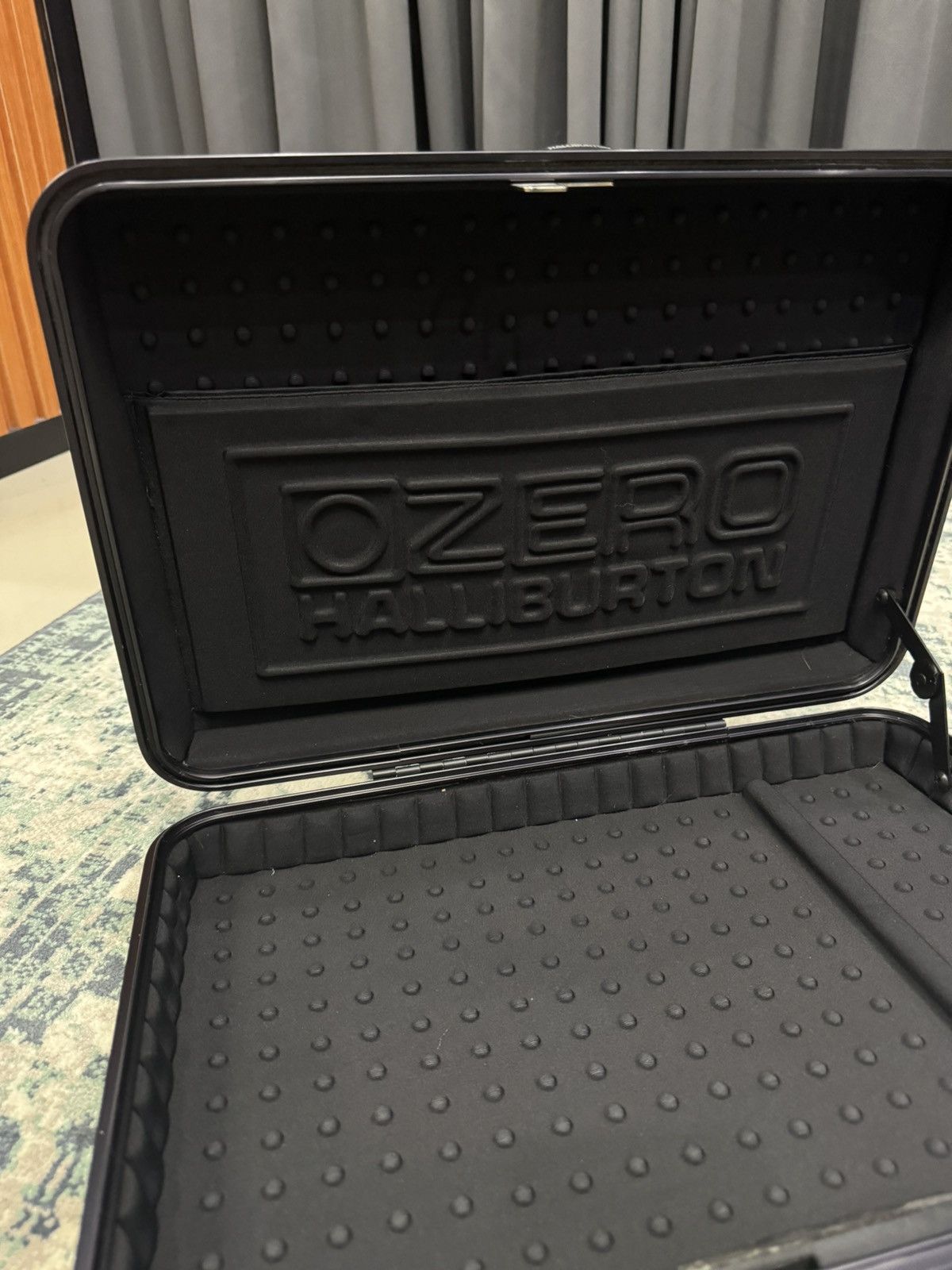 Other ZERO HALLIBURTON ALUMINIM KAYD Size ONE SIZE - 5 Thumbnail