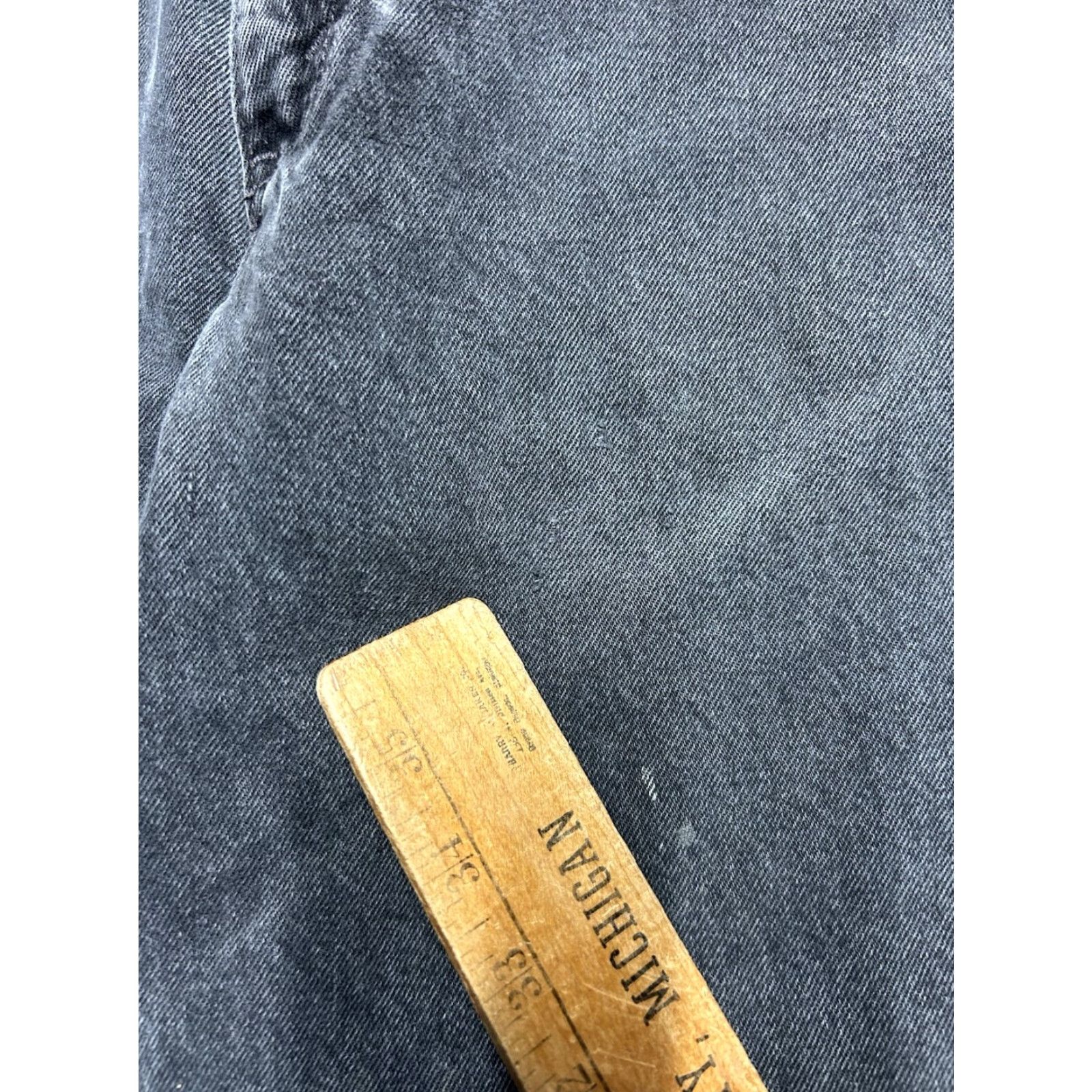 Levi's VINTAGE Levi’s 550 Jeans Mens Relaxed 30x31 Black Distressed 90s Grunge Skater Jeans Size US 30 / EU 46 - 5 Thumbnail