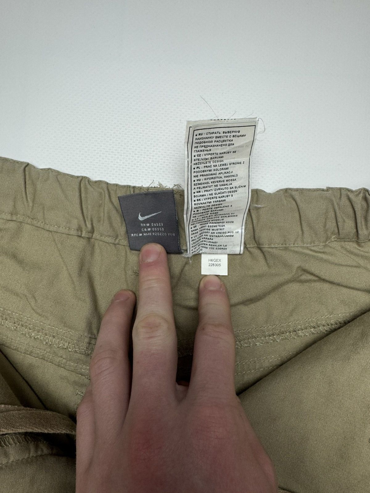 Nike Vintage Nike Gorpcore Khaki Cargo Pants Size US 34 / EU 50 - 4 Thumbnail