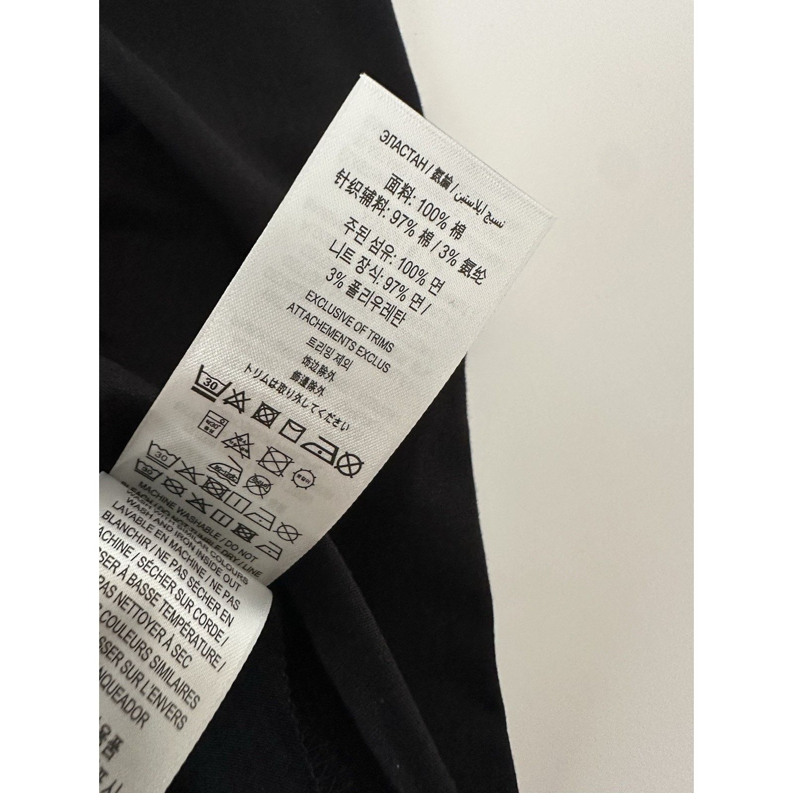 Burberry Burberry Ellison Pocket Black T-shirt M (Oversized) 81121131 Size US M / EU 48-50 / 2 - 12 Thumbnail