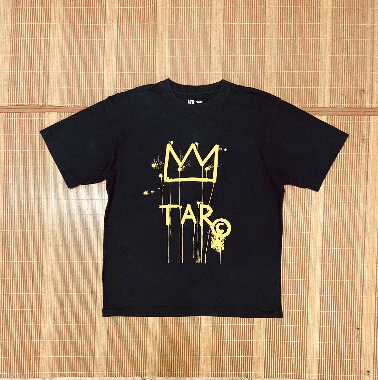 Jean-Michel Basquiat × Uniqlo JEAN MICHEL BASQUIAT x Uniqlo TEE Size US L / EU 52-54 / 3 - 1 Thumbnail