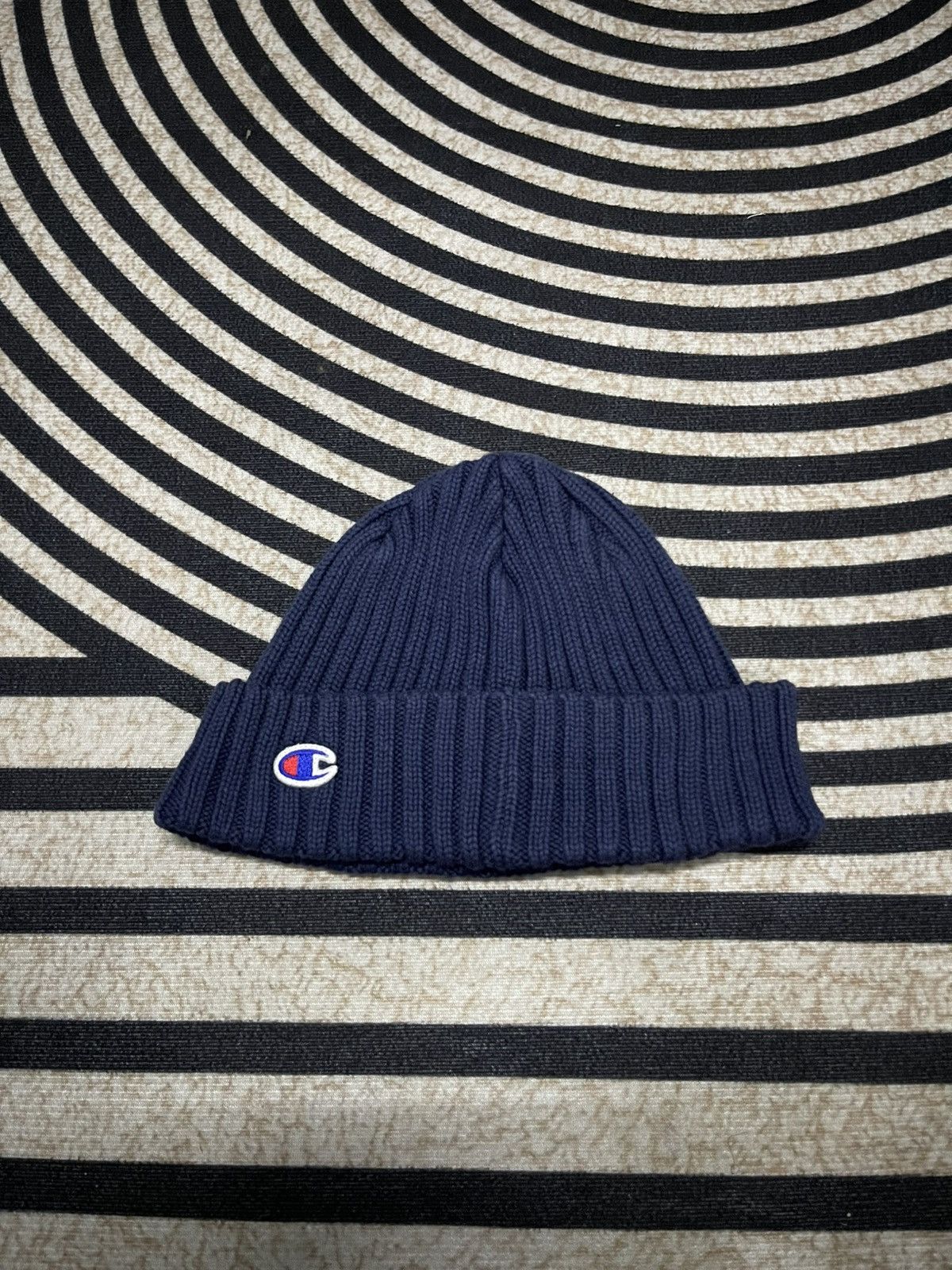 Champion VINTAGE CHAMPION EMBROIDERED SPELLOUT BEANIE HAT Size ONE SIZE - 2 Thumbnail