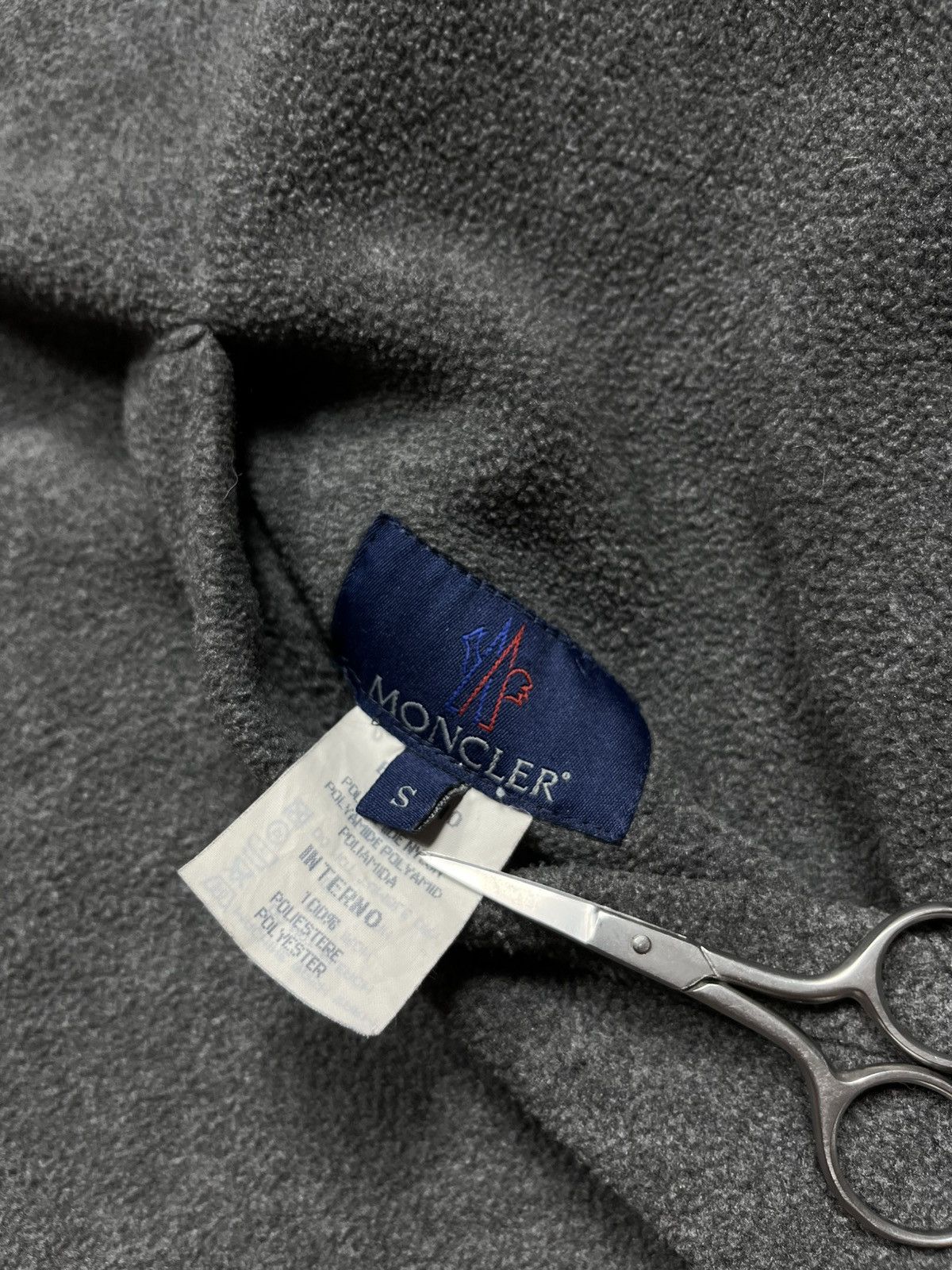 Moncler × Vintage Vintage Moncler Reversible Nylon Fleece Pullover Jacket S Size S / US 4 / IT 40 - 19 Thumbnail