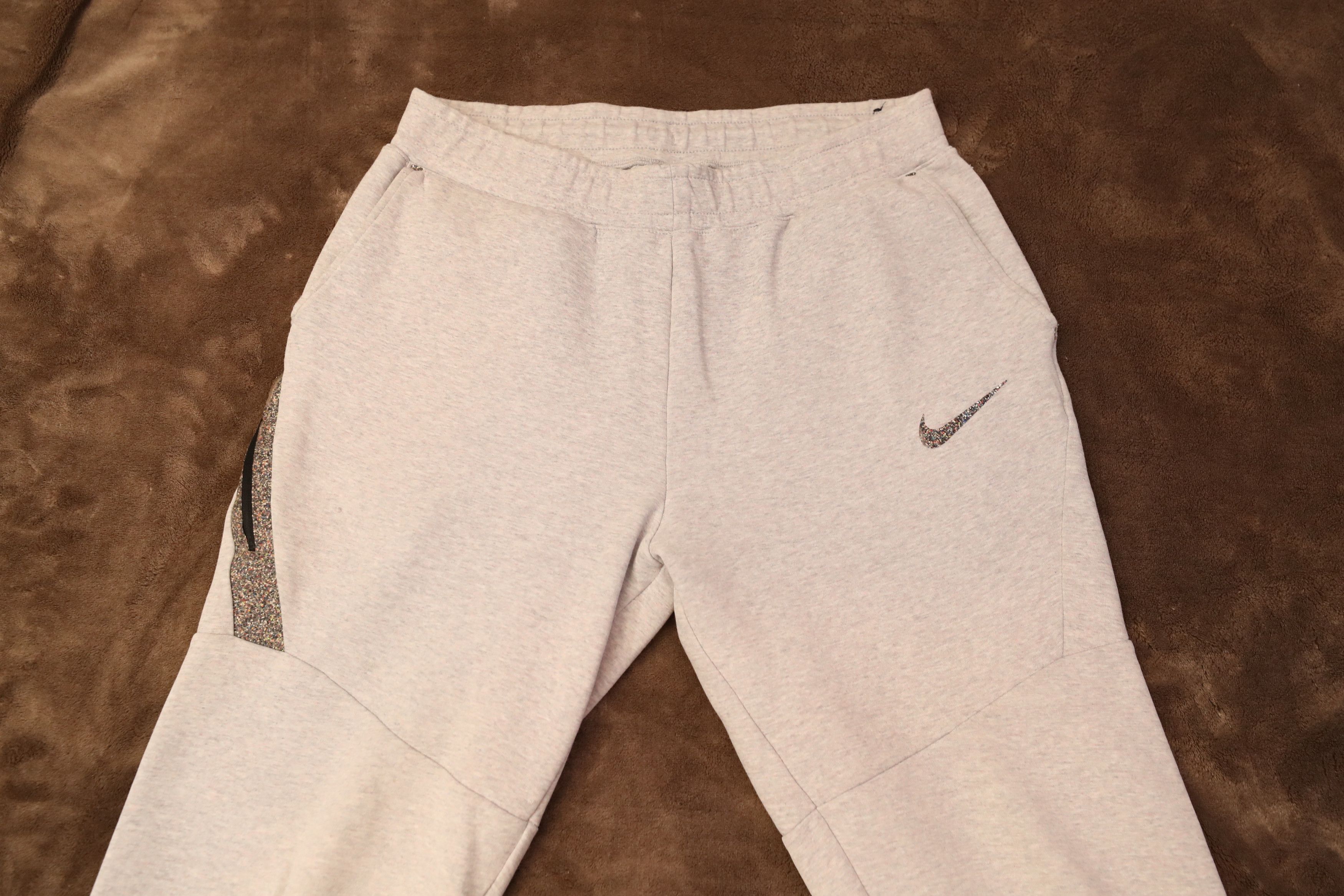 Nike Nike 50 Tech Fleece Joggers (L) Size US 34 / EU 50 - 3 Thumbnail