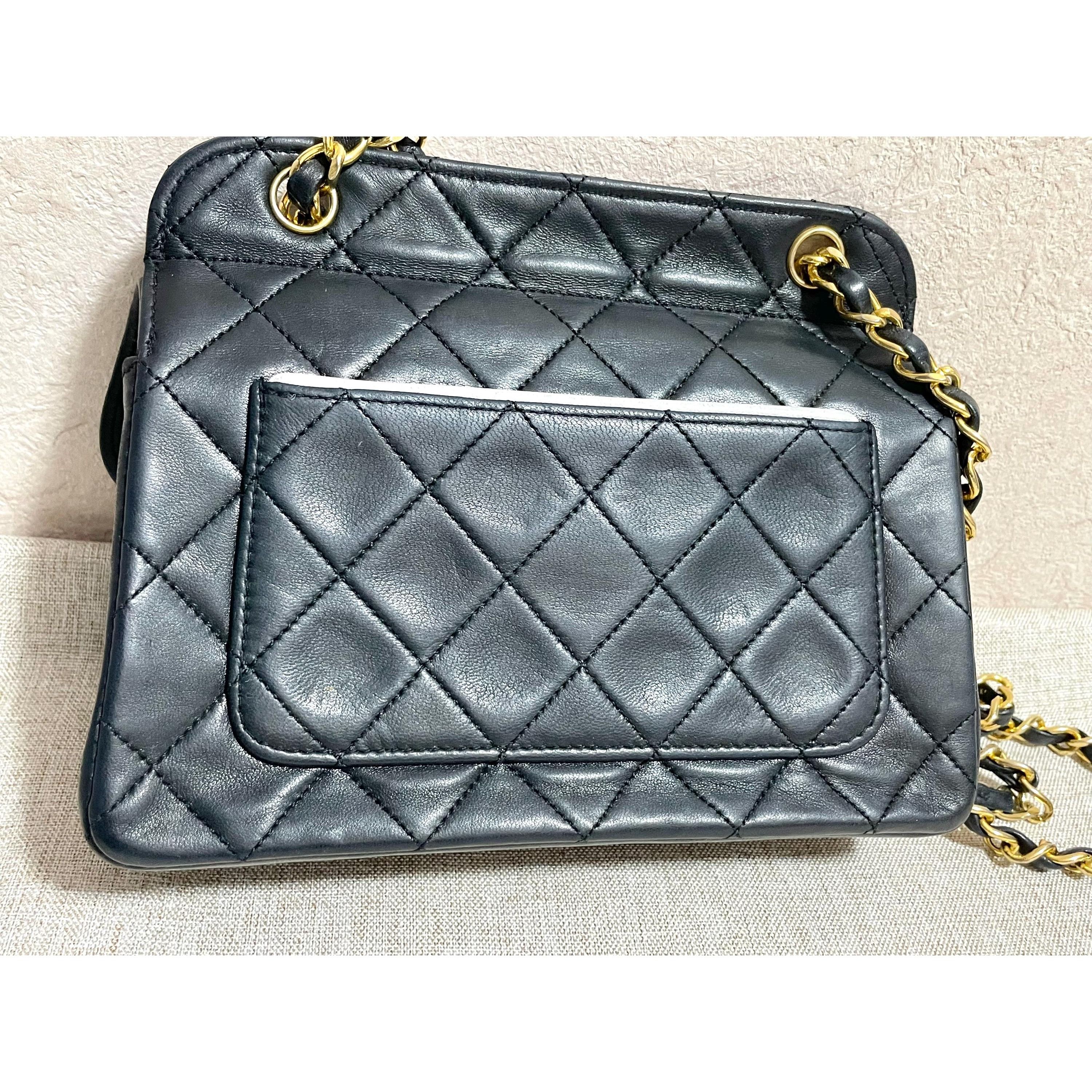 Chanel Vintage Chanel dark navy leather oval shape 2.55 bag Size ONE SIZE - 6 Thumbnail