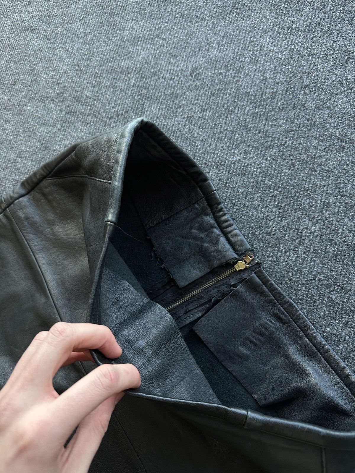 Leather SEXY🚨 LEATHER Y2K AVANT GARDE BLACK MINI SKIRT Size 30" / US 8 / IT 44 - 6 Thumbnail