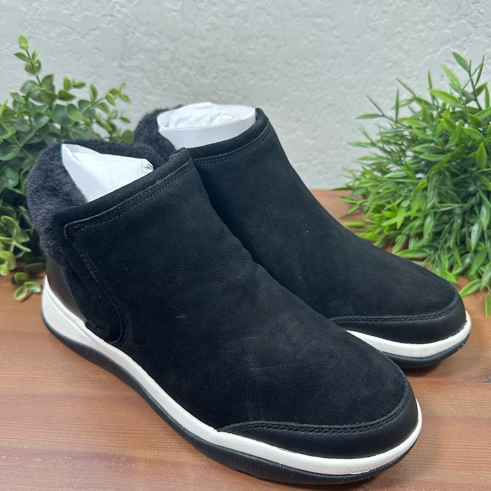 Vionic Vionic Norwood Water-Repellent Suede Boots Black Size 7.5 Size US 7.5 / IT 37.5 - 2 Thumbnail
