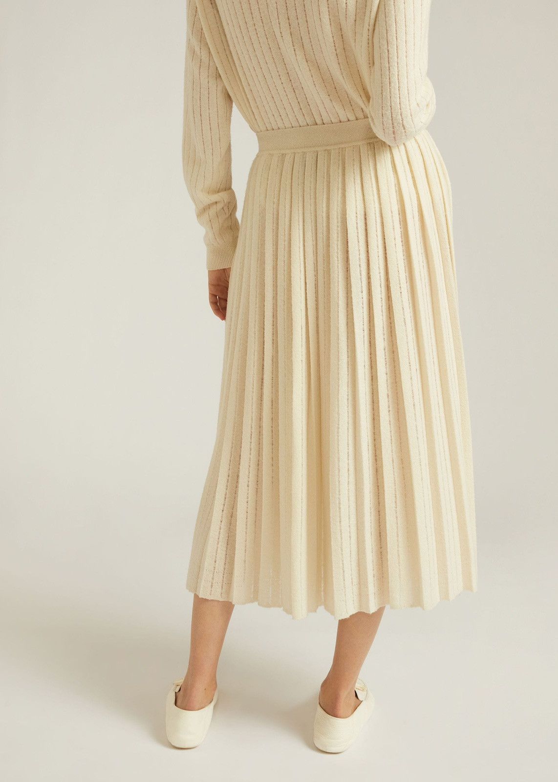 Loro Piana o1srvl11e0424 Skirt in Calfskin Size 38" / US 16 / IT 52 - 4 Thumbnail