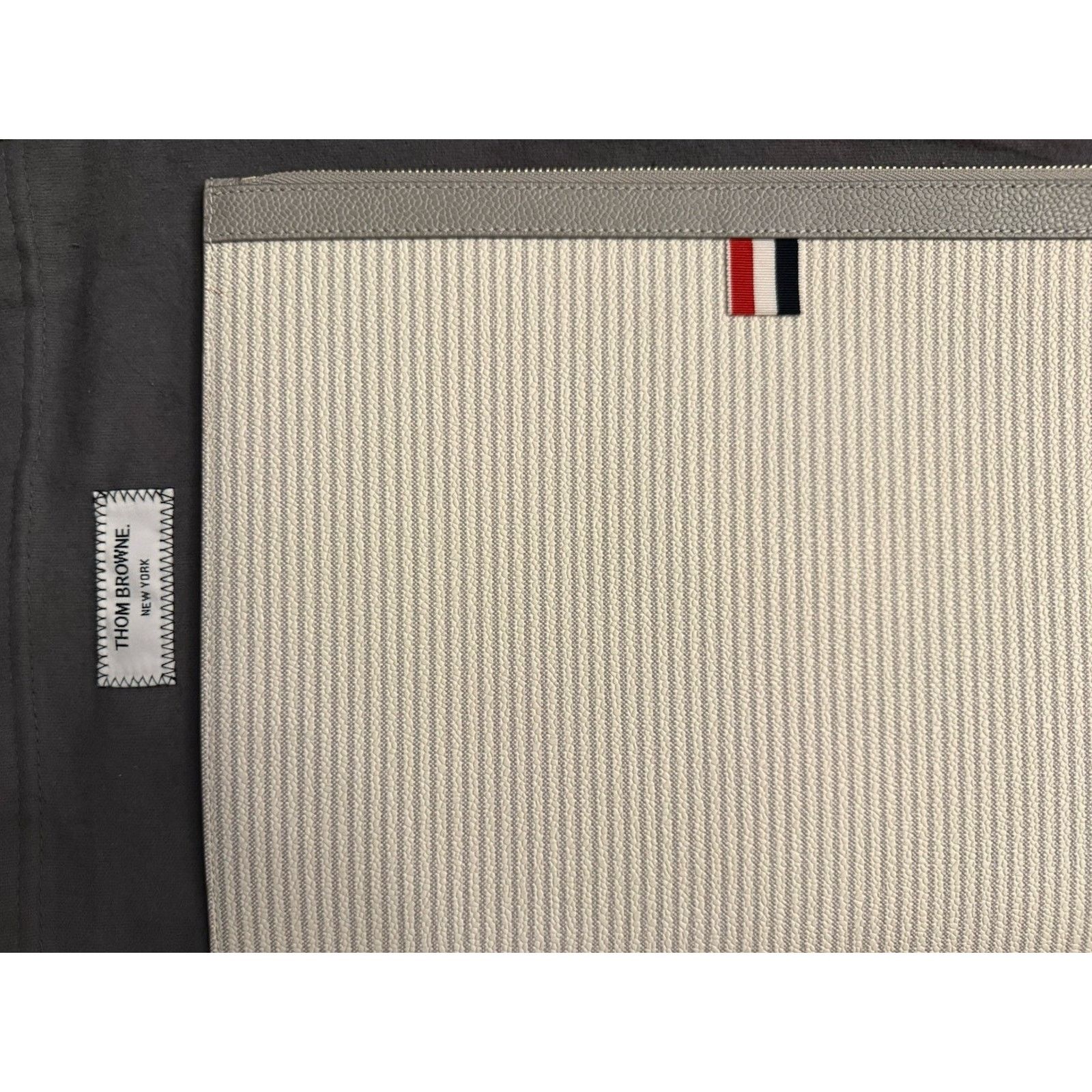 Thom Browne NWT THOM BROWNE $1100 Leather Document Holder Clutch Bag Size ONE SIZE - 4 Thumbnail