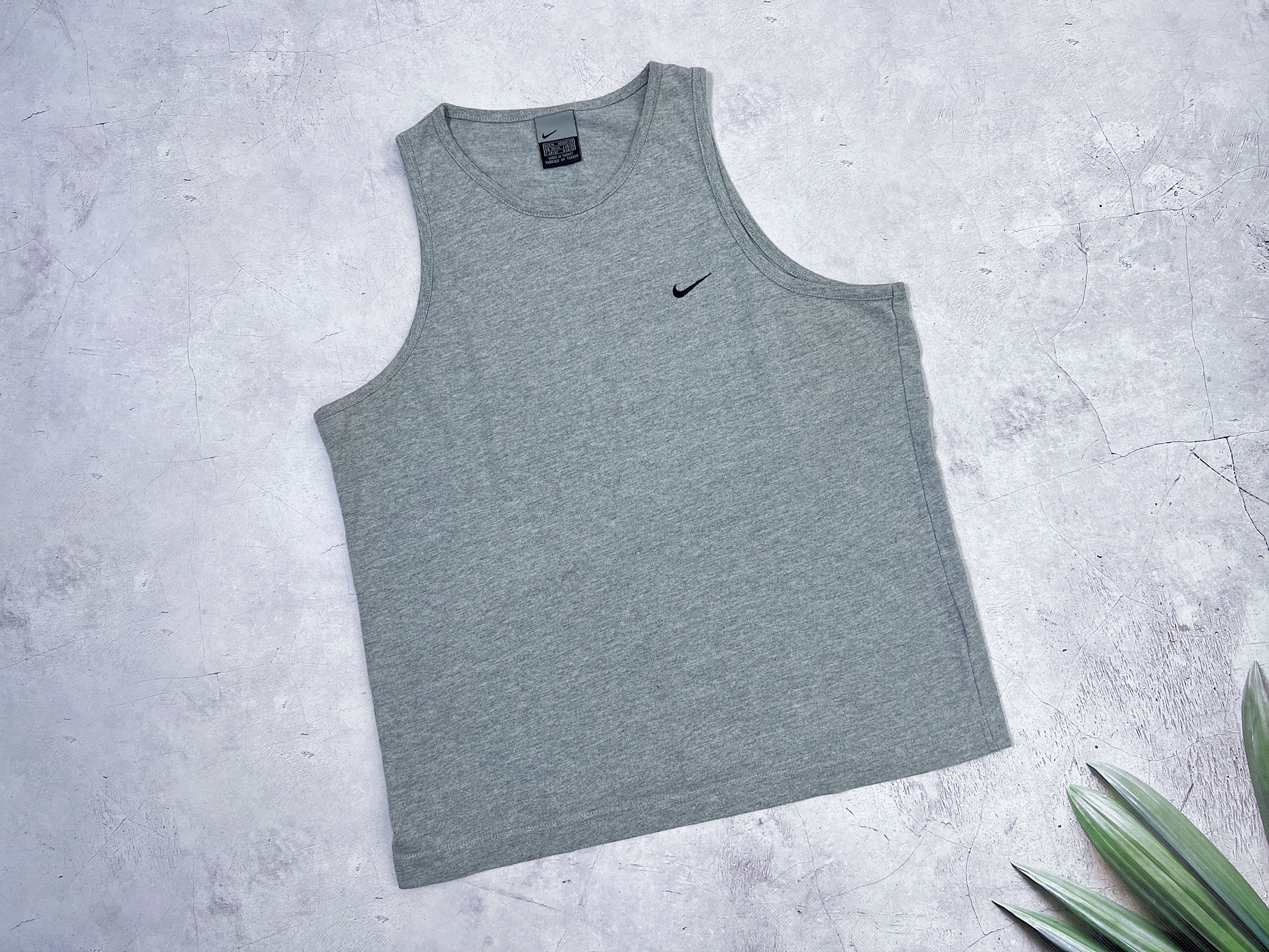 Nike × Vintage Vintage Nike Vest Central Logo Grey Size US M / EU 48-50 / 2 - 6 Thumbnail