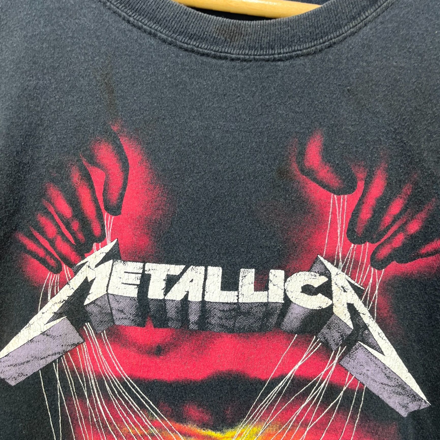 Vintage VINTAGE Metallica Master of the Puppets T Shirt XL Men Black Shirt XL Mens Vintage 90s Concert Lead Guitar Band T-Shirt Size US XL / EU 56 / 4 - 5 Thumbnail