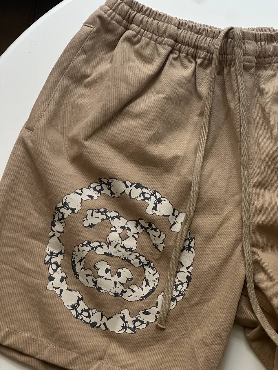 DENIM TEARS × Stussy Stussy x Denim Tears Shorts Beige Size US 34 / EU 50 - 3 Thumbnail