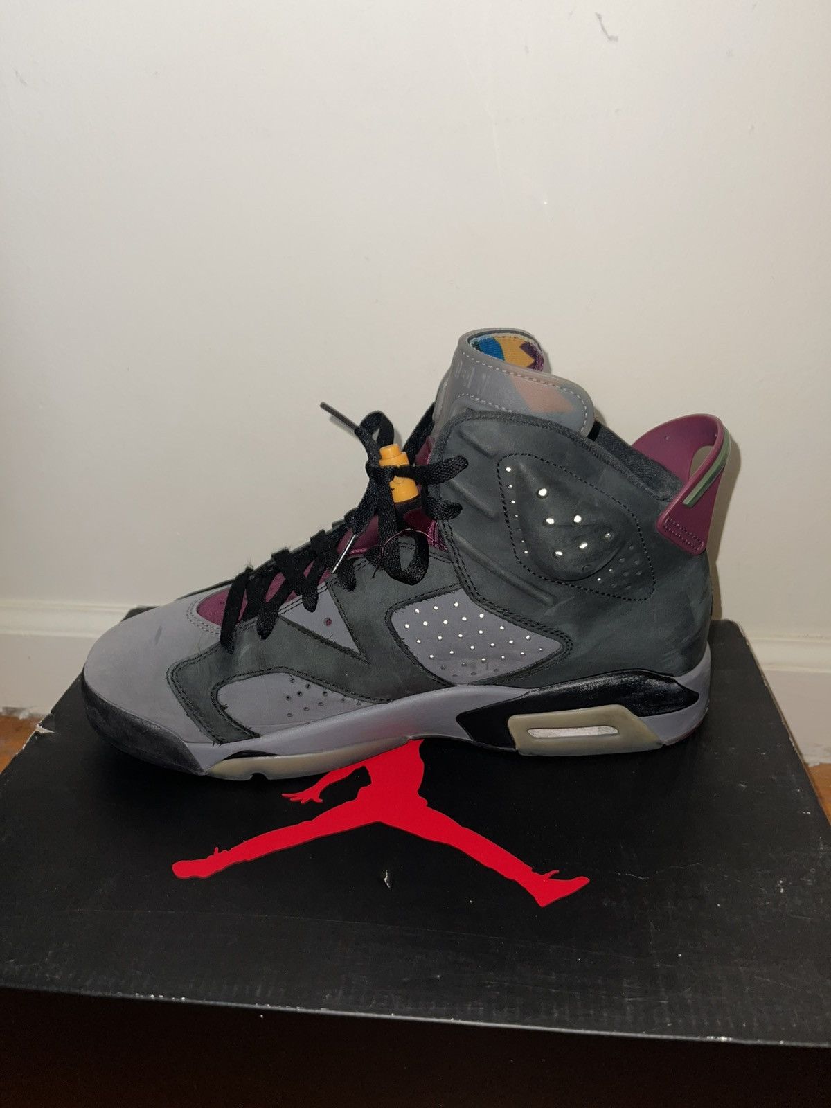 Jordan Brand Jordan 6 Bordeaux Size US 9.5 / EU 42-43 - 3 Thumbnail