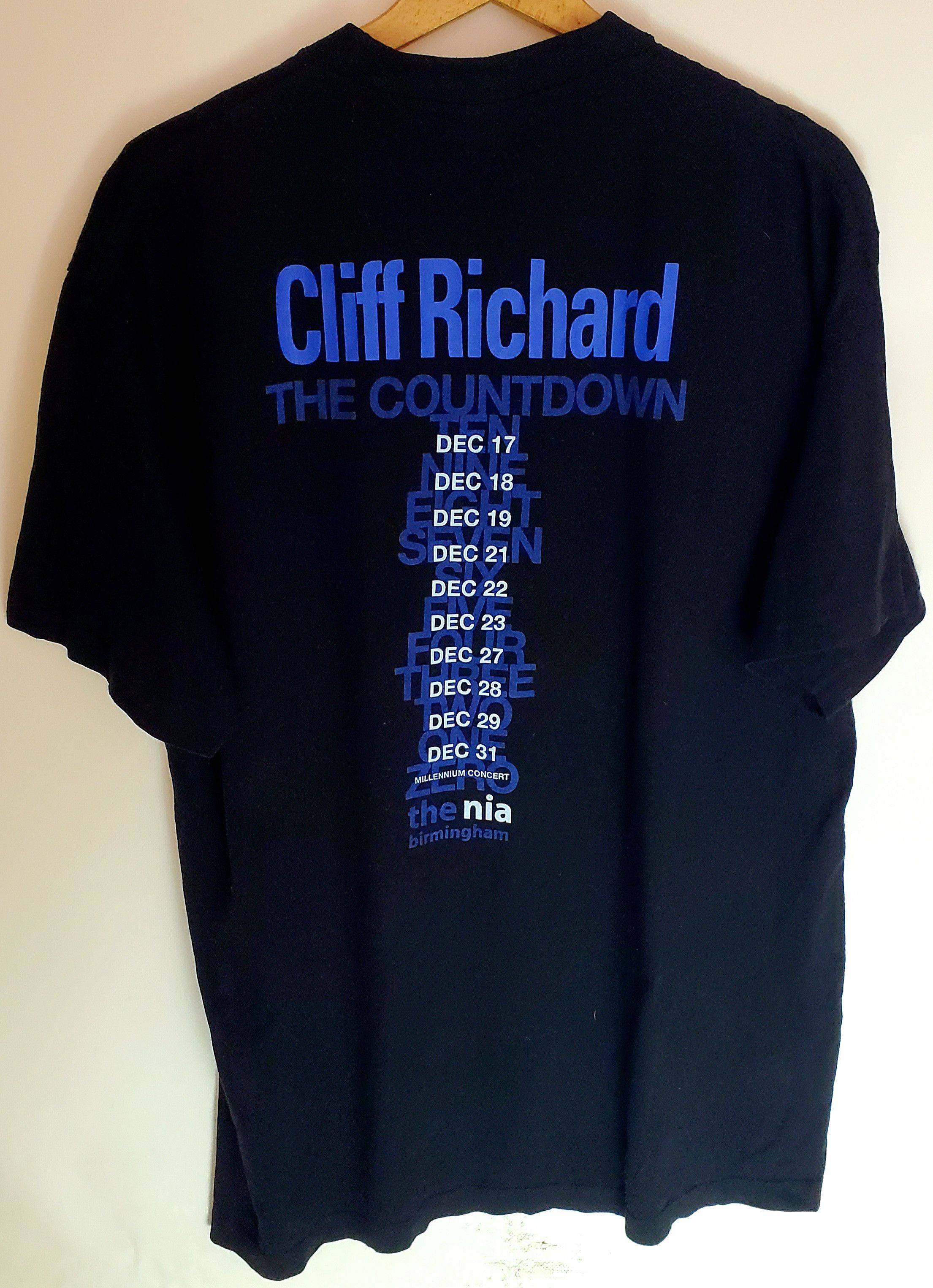 Band Tees vintage 90s Cliff Richard The Countdown Tee shirt perfect L Size US XL / EU 56 / 4 - 3 Thumbnail
