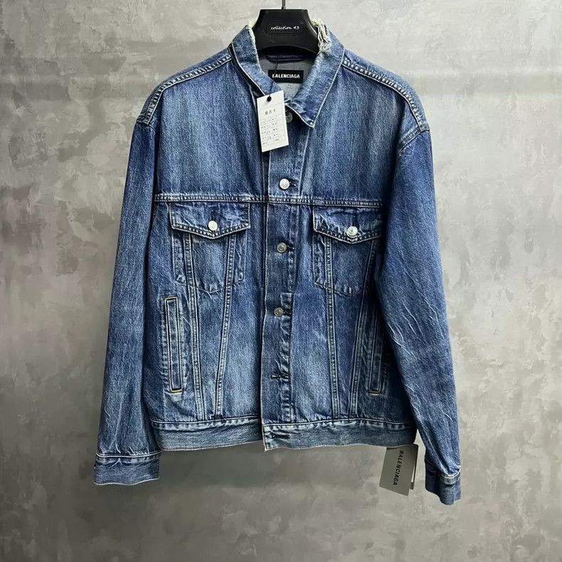 Balenciaga Balenciaga size 44 Blue casual denim jacket Size US S / EU 44-46 / 1 - 1 Thumbnail
