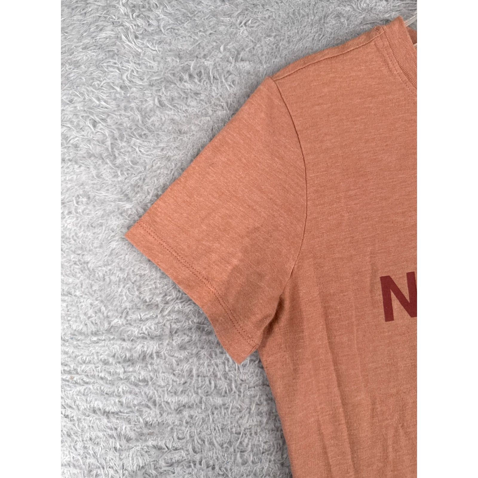 The North Face The North Face Shirt Women M Pink Short Sleeve Crew Neck Cotton Blend Read Size M / US 6-8 / IT 42-44 - 3 Thumbnail