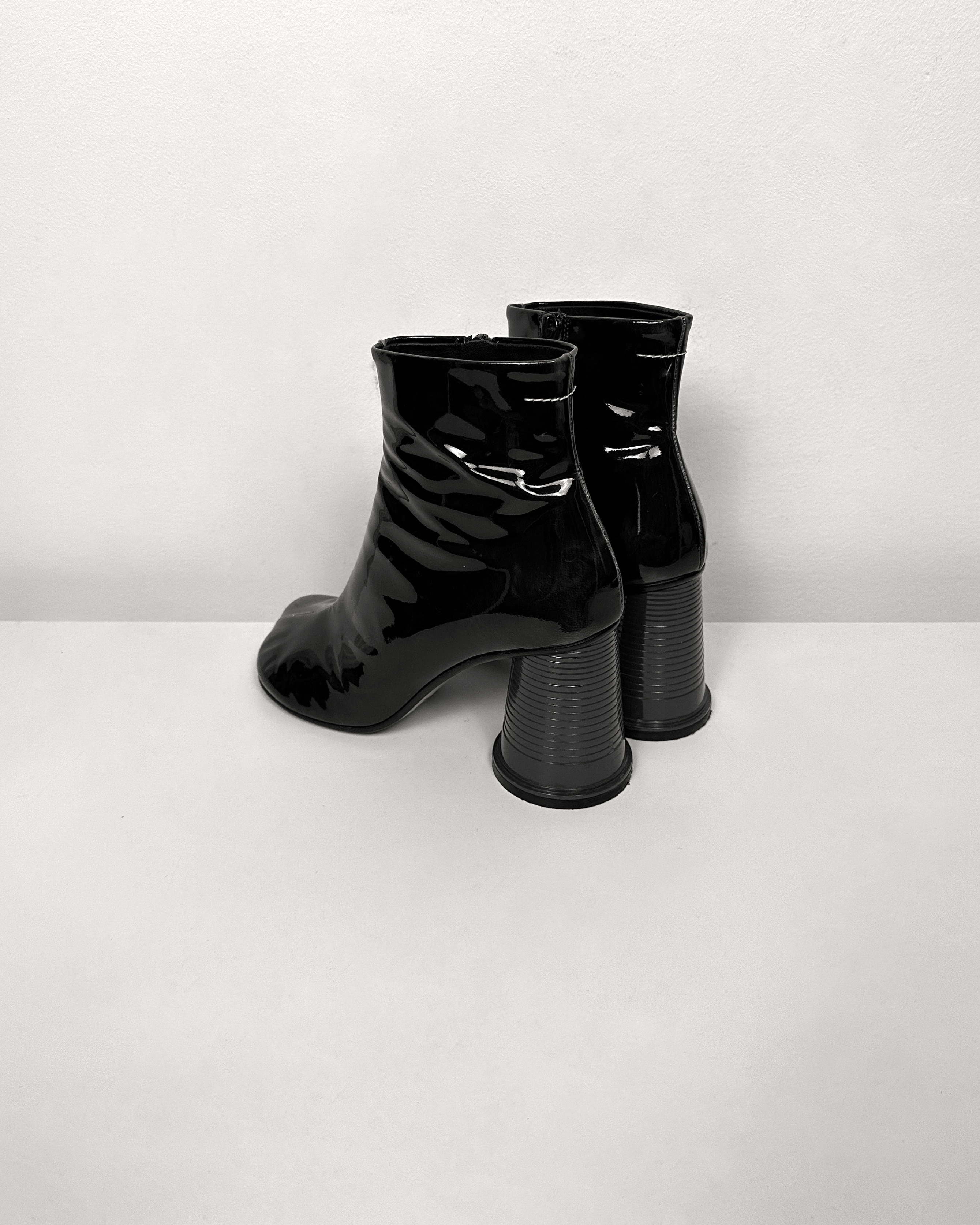 Maison Margiela Maison Margiela MM6 Heel Boots Size US 5 / EU 37 - 2 Thumbnail