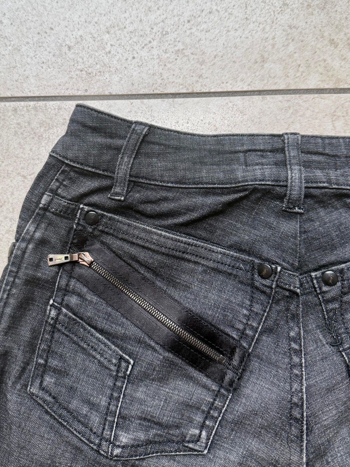 Saint Laurent Paris Yves Saint Laurent Grey Pigmented Denim Size 26" / US 2 / IT 38 - 12 Thumbnail