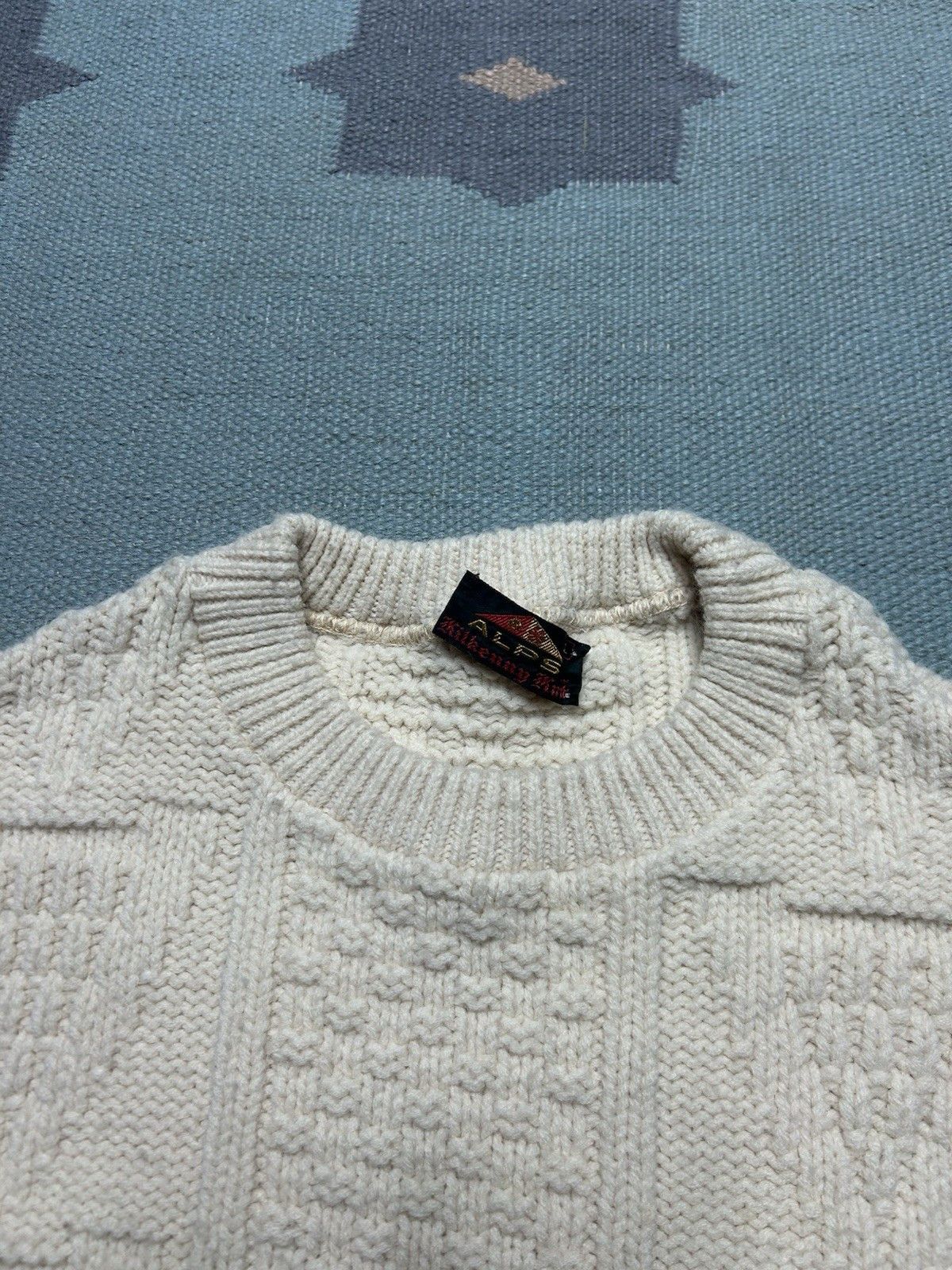 Vintage Vtg 70s Alps Kilkenny wool sweater cable knit cream large Size US L / EU 52-54 / 3 - 3 Thumbnail