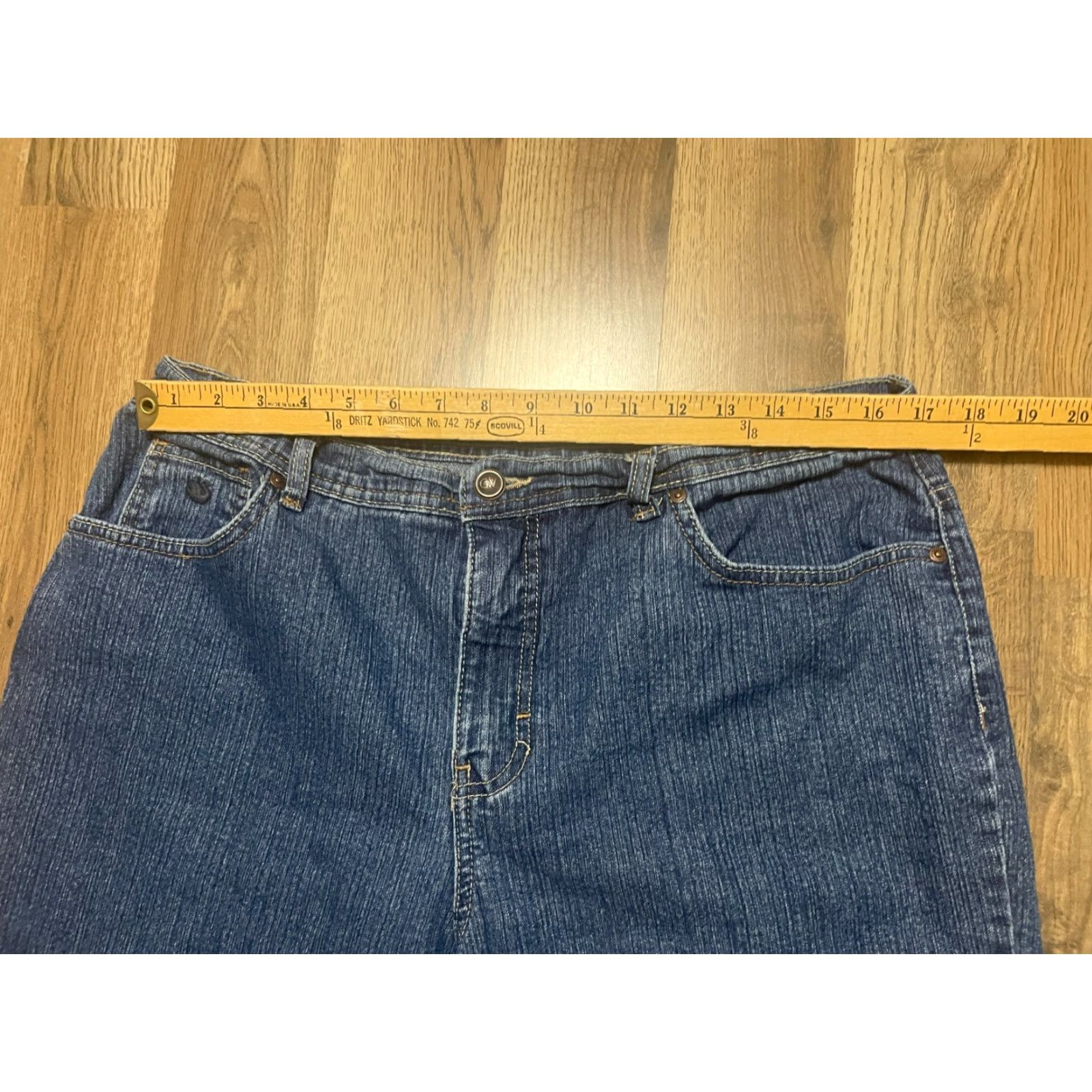 Gloria Vanderbilt Gloria Vanderbilt Jeans Women Size 16 Blue Denim Straight Pockets Regular Size 38" / US 16 / IT 52 - 6 Thumbnail