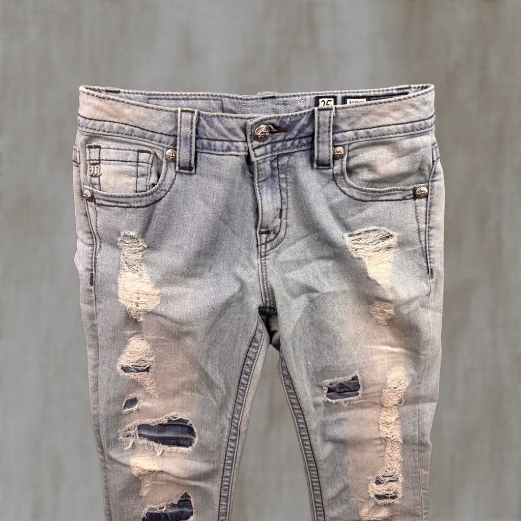 Miss Me Miss Me Womens Boyfriend Capri Light Wash Distressed Patched Denim Jeans Size 25 Size 42" / US 20 - 1 Thumbnail