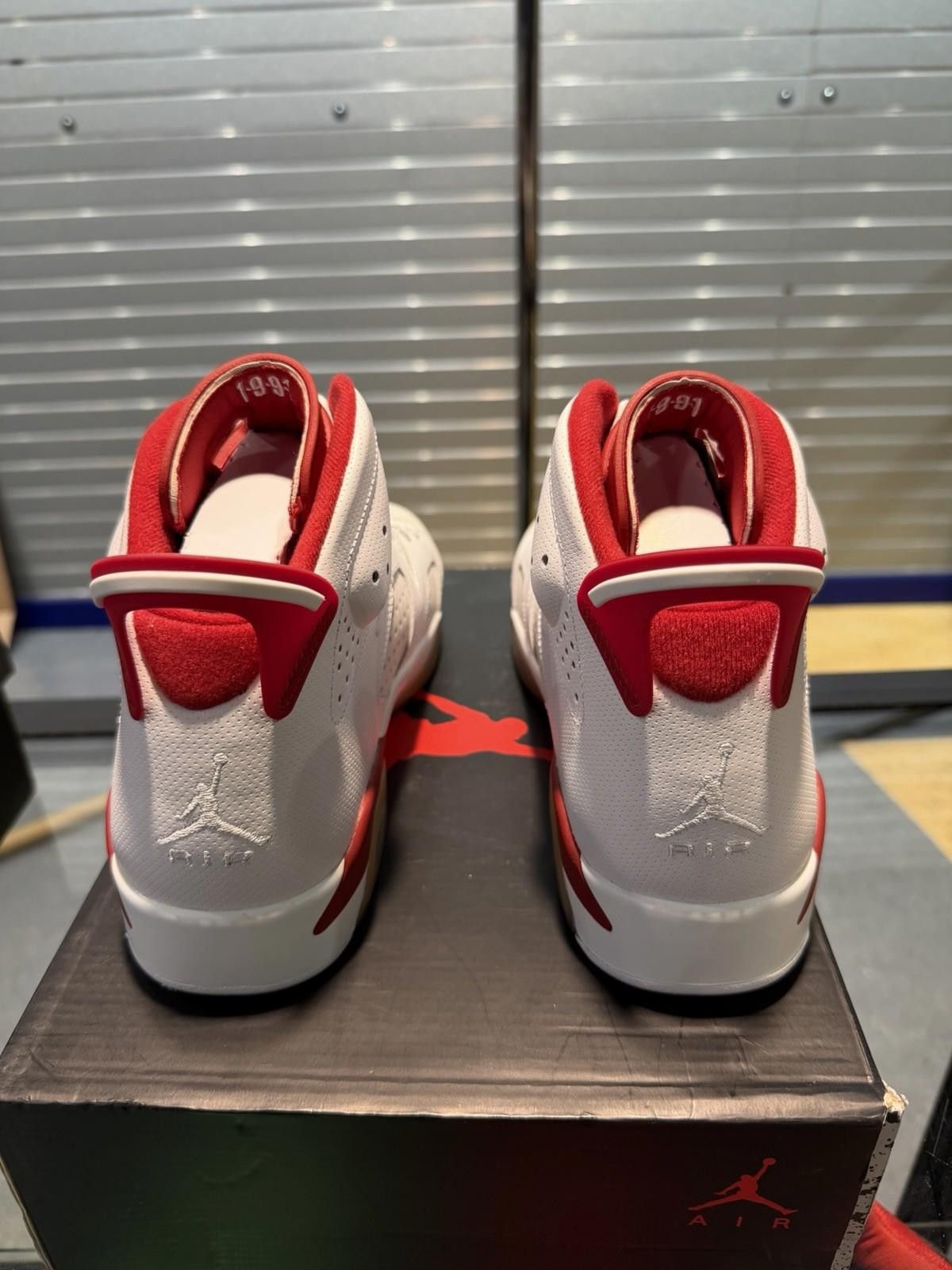 Nike Nike Air Jordan 6 Retro Alternate Hare Shoes Mens Size 10 Size US 10 / EU 43 - 9 Thumbnail