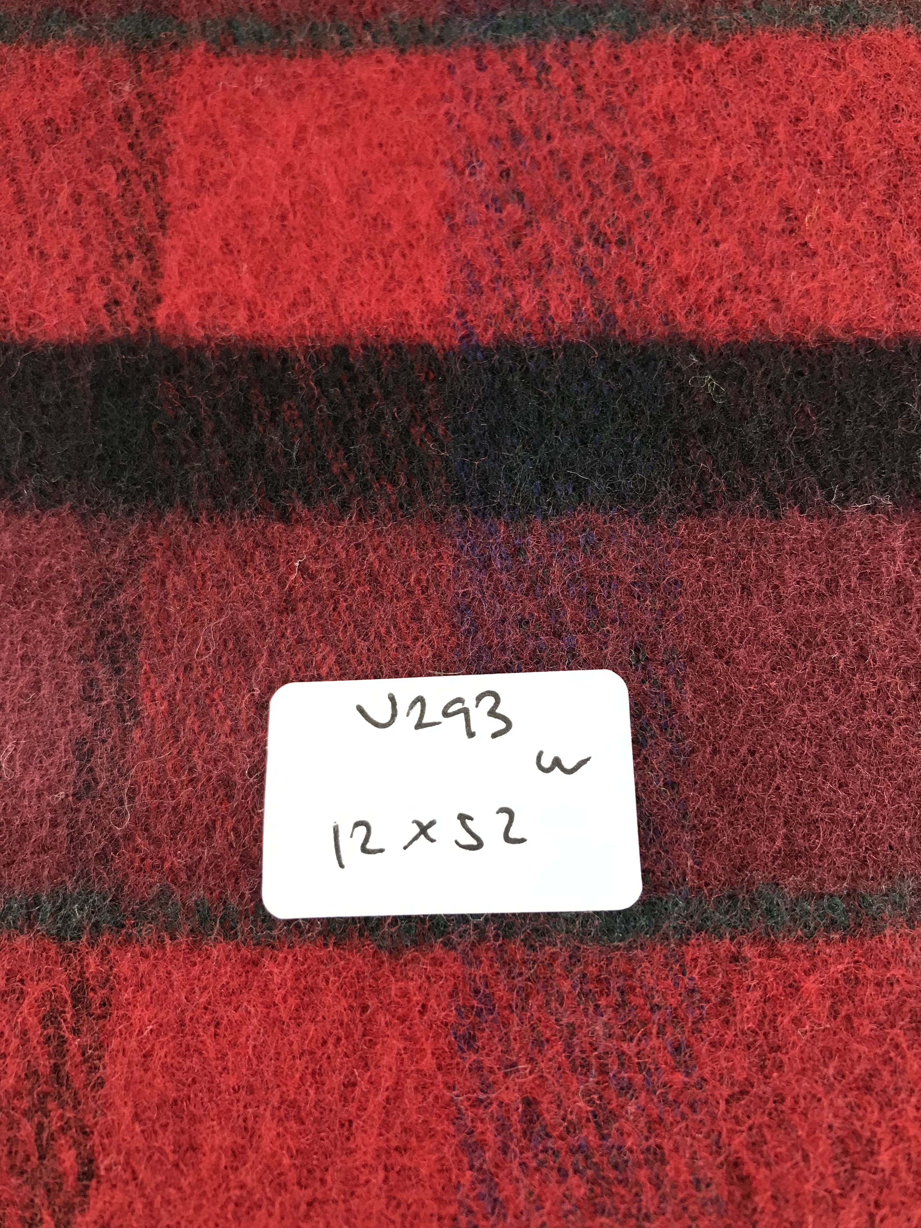 Pierre Cardin Pierre Cardin Tartan Scarf Muffler Wool V293 Size ONE SIZE - 6 Thumbnail