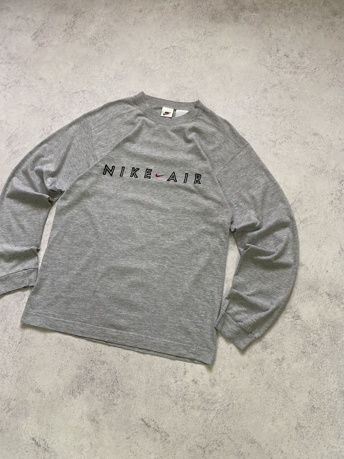 Nike Vintage 90s Nike Center Swoosh Big Logo Long Sleeve Shirt Size US S / EU 44-46 / 1 - 2 Thumbnail