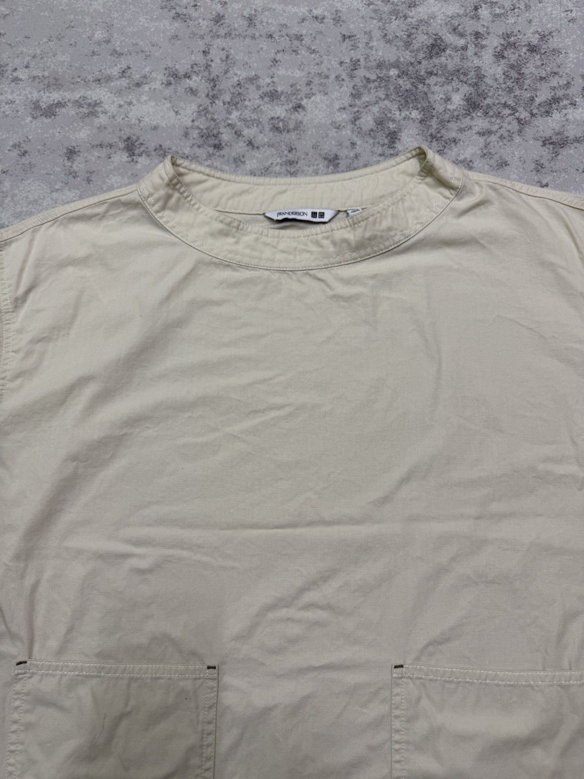 JW Anderson × Uniqlo J.W Anderson Uniqlo Scrub Three Quarter Shirt Size M / US 6-8 / IT 42-44 - 6 Thumbnail