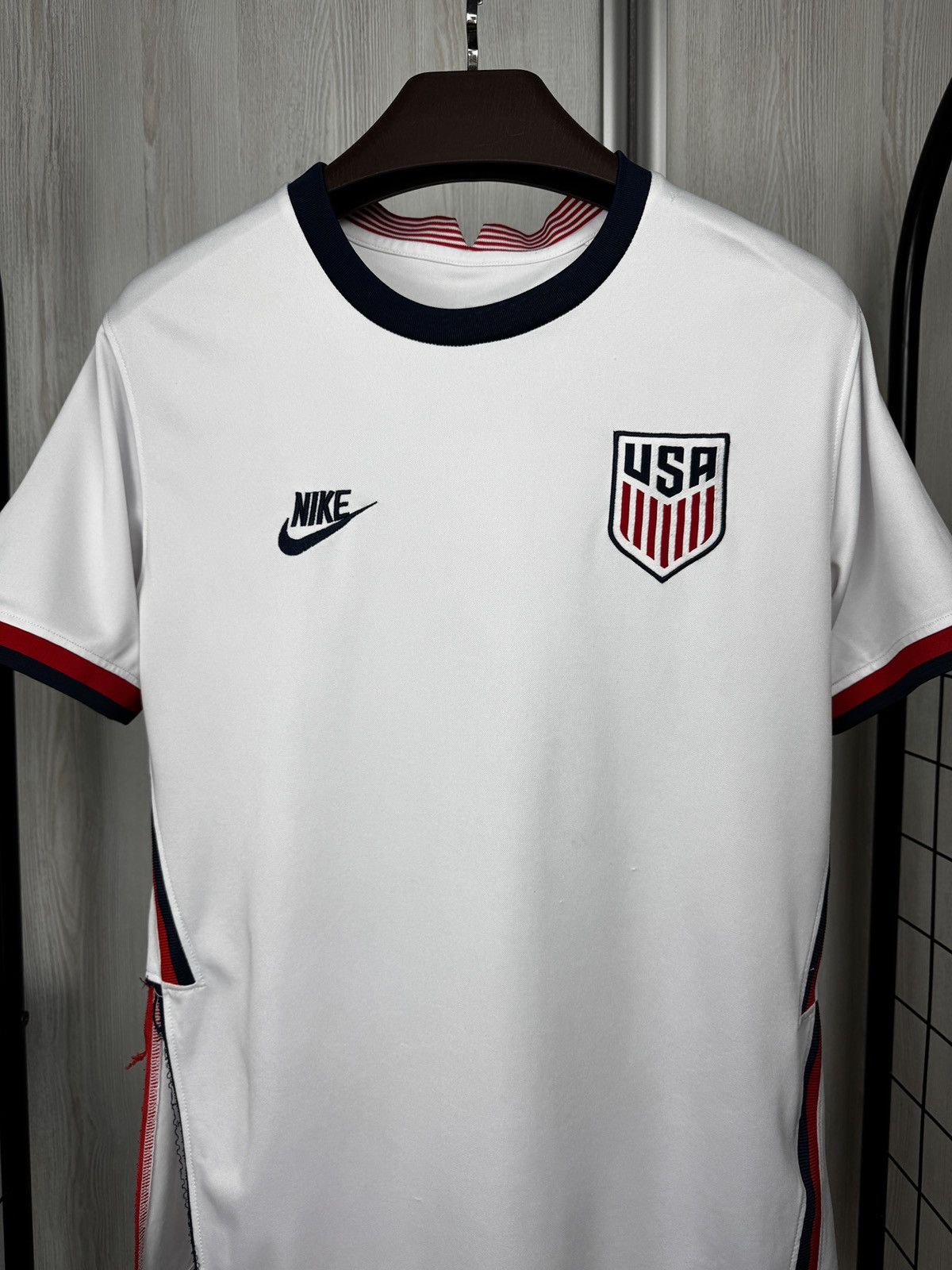 Nike Nike USA Team 2020 Soccer Jersey Football Shirt Size US L / EU 52-54 / 3 - 3 Thumbnail