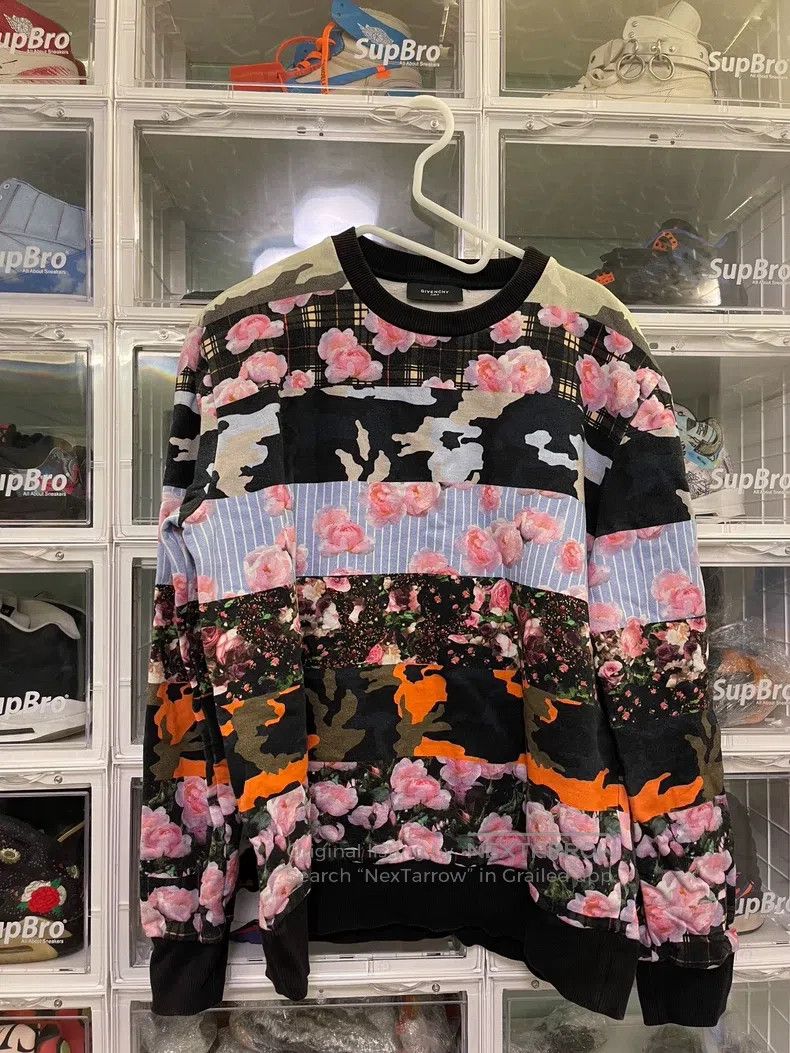 Givenchy Givenchy Floral Patchwork Sweatshirt Size US XL / EU 56 / 4 - 1 Thumbnail