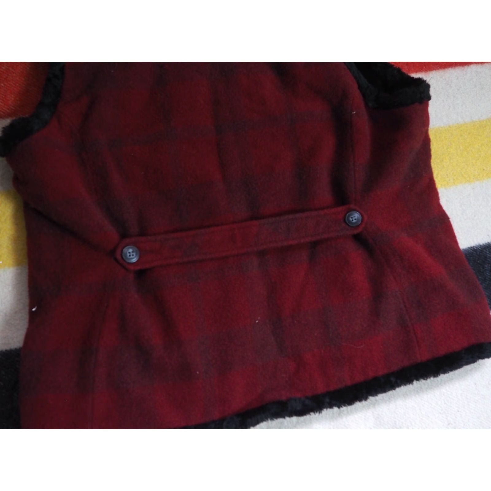 Vintage Woolrich Vest Womens L Wool Blend Full Zip Plaid Shearling Lined Wool Red-Black External Zip Vest Womens L Size L / US 10 / IT 46 - 6 Thumbnail