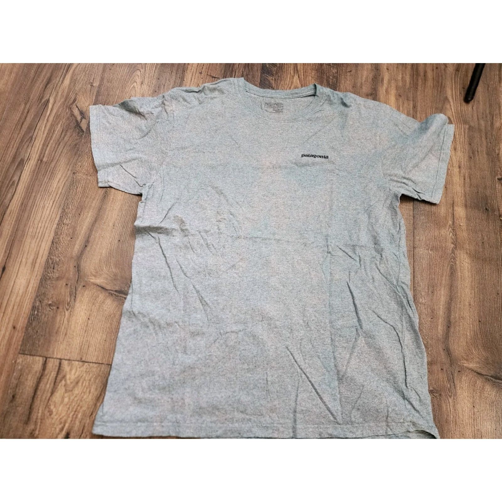 Patagonia Patagonia Mens XL Responsibili-Tee T Shirt Distressed Tie Dye Adventure Logo Mountain Pattern Solid Crew Neck Short Sleeve Size US XL / EU 56 / 4 - 5 Thumbnail