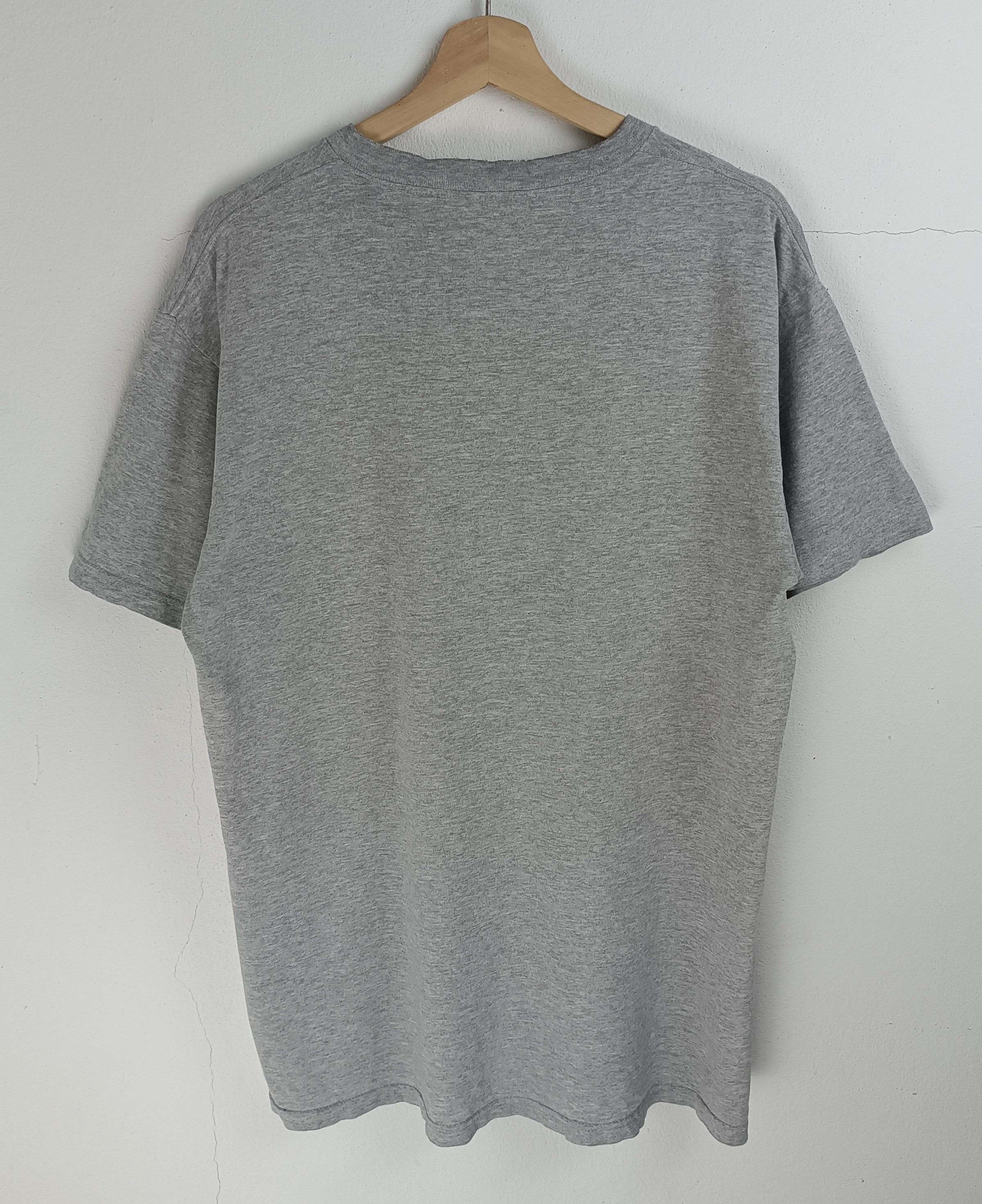 Nike VINTAGE 90'S NIKE MINI SWOSH DISTRESSED TEE VERY RARE Size US L / EU 52-54 / 3 - 14 Thumbnail