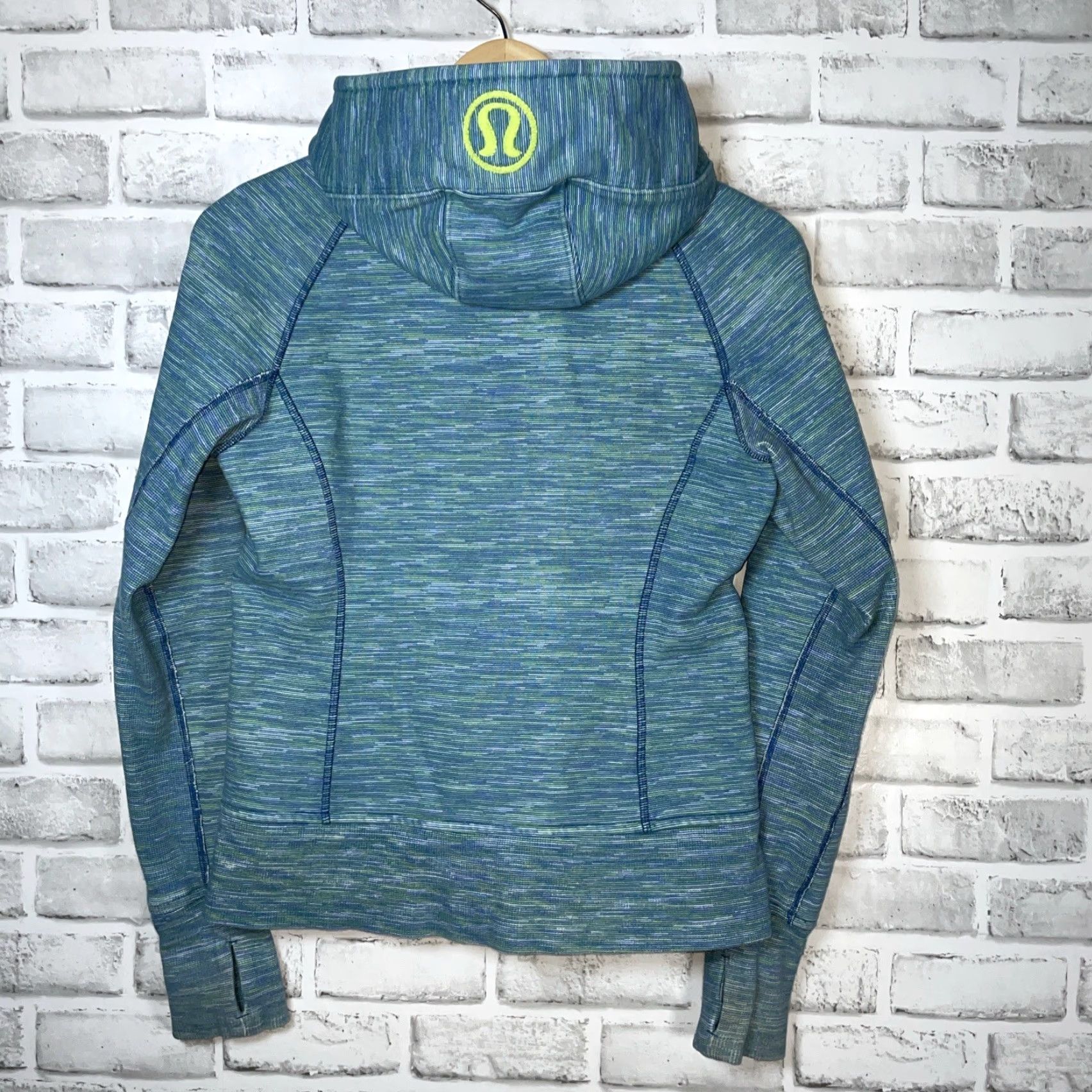 Lululemon Lululemon Hoodie Womens Size 6 Blue Athletic Zip Up Size M / US 6-8 / IT 42-44 - 6 Thumbnail