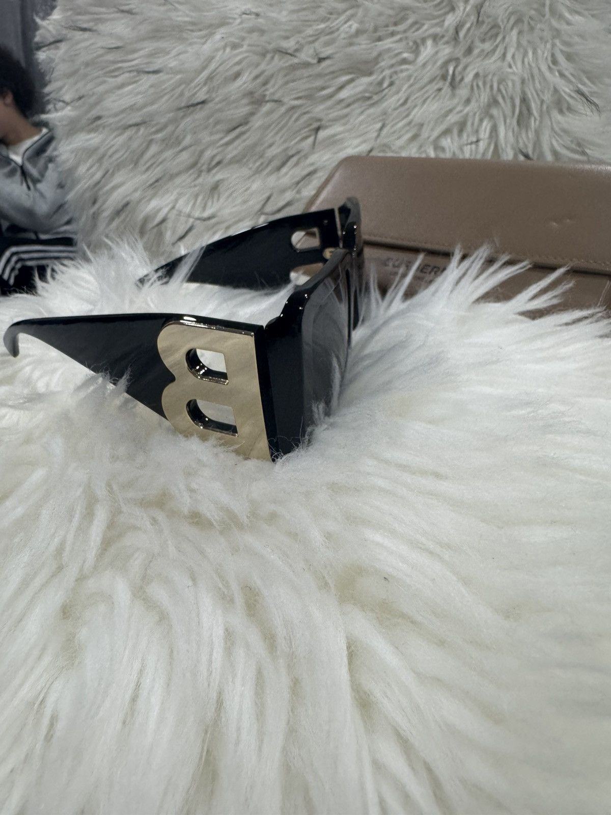 Burberry Black Burry “B” Lens Motif sunglasses Size ONE SIZE - 3 Thumbnail