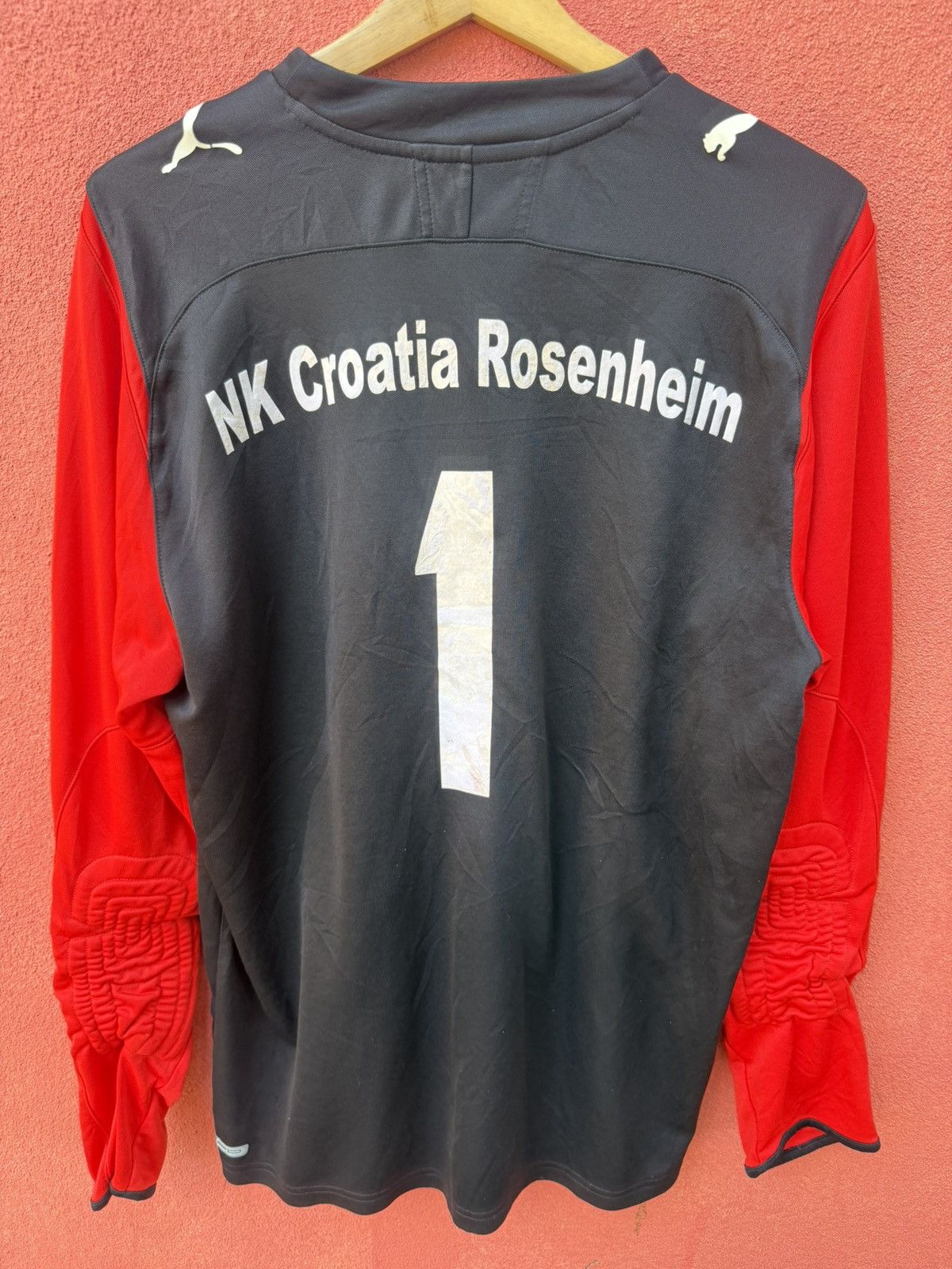 Puma NK Croatia Rosenheim 1996 Size US XL / EU 56 / 4 - 7 Thumbnail