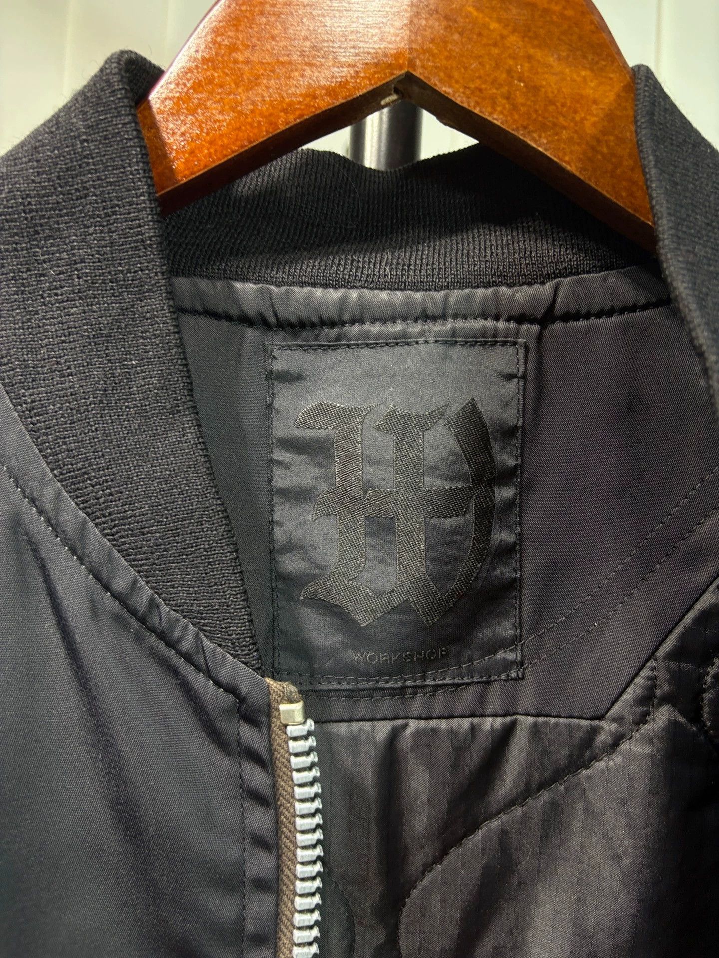 Yohji Yamamoto Yohji Yamamoto 1980s MA-1 Short-Wide Scimitar Sleeve Jacket Size US M / EU 48-50 / 2 - 4 Thumbnail