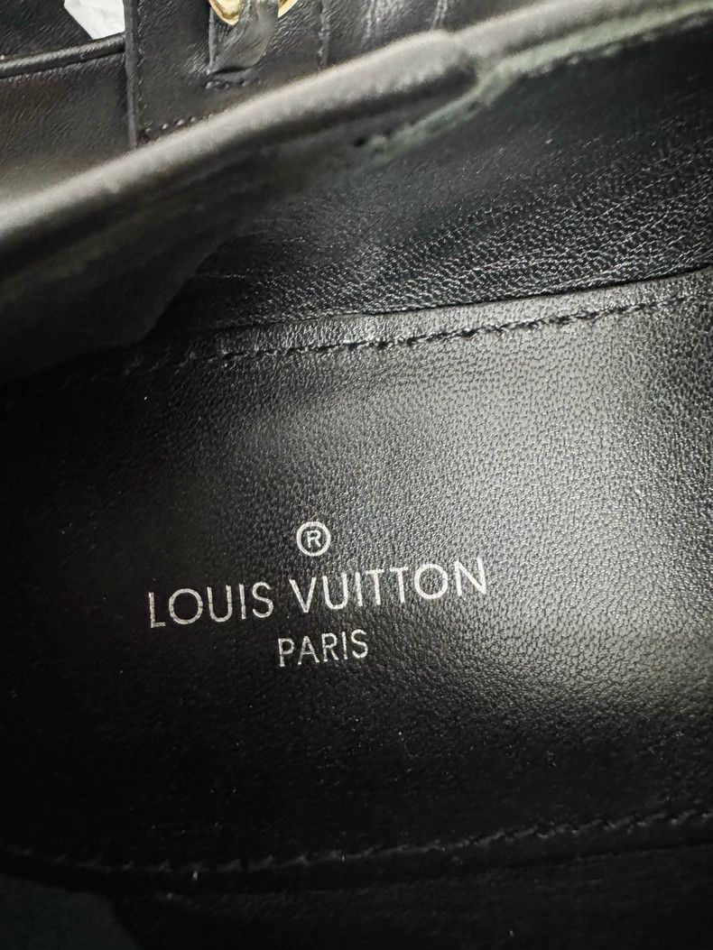 Louis Vuitton Black Louis Vuitton Slip -2505 Size US 4 / IT 34 - 5 Thumbnail