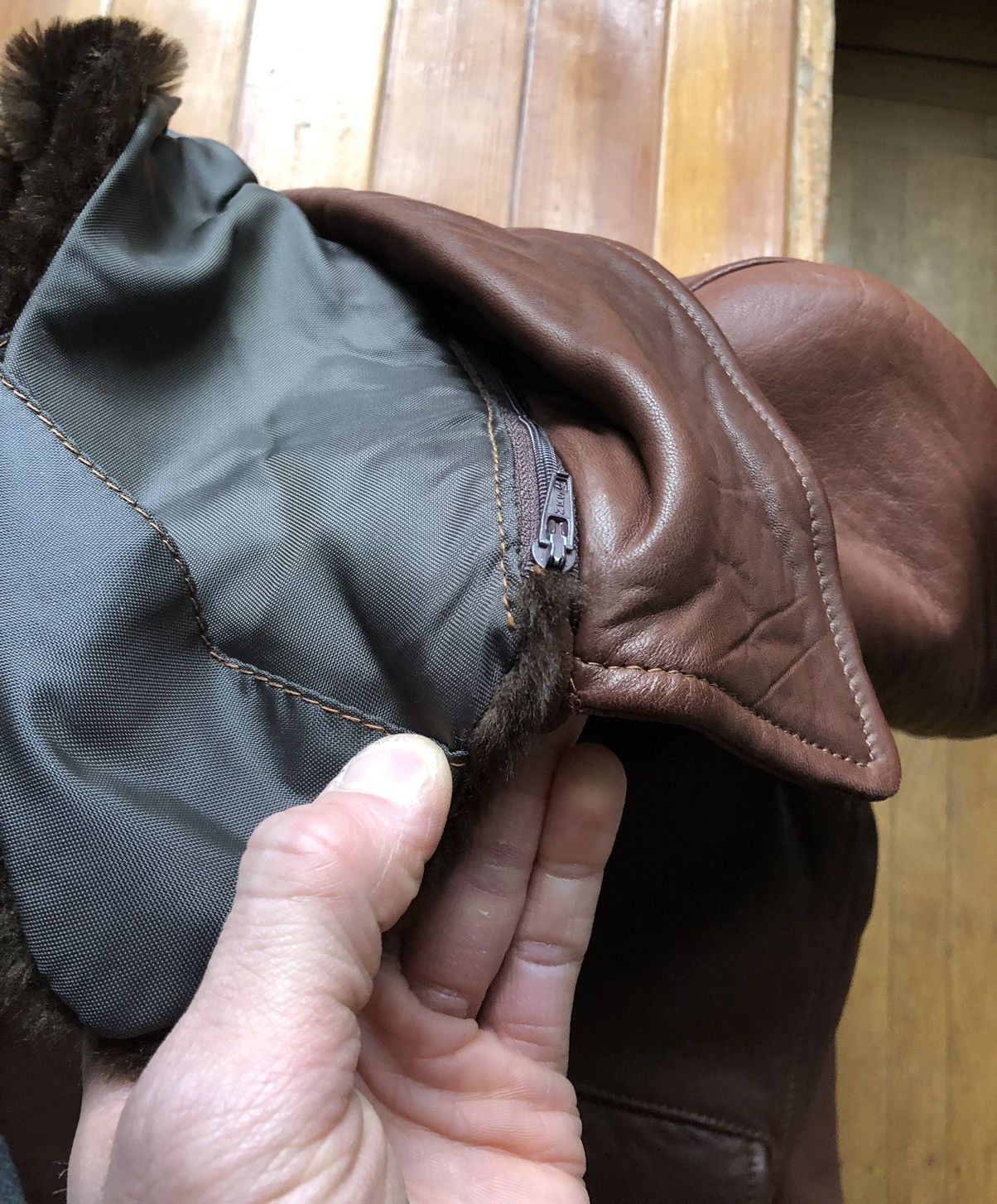 Valentino Vintage Valentino Fleece Lined Leather Coat Size US M / EU 48-50 / 2 - 5 Thumbnail