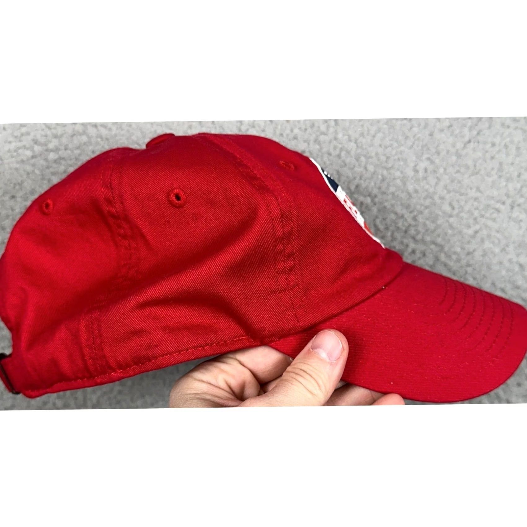 Vintage VINTAGE Dayton Flyers Hat Red Cap Adjustable Strap Logo Mens Adults One Size University Cap Size ONE SIZE - 4 Thumbnail