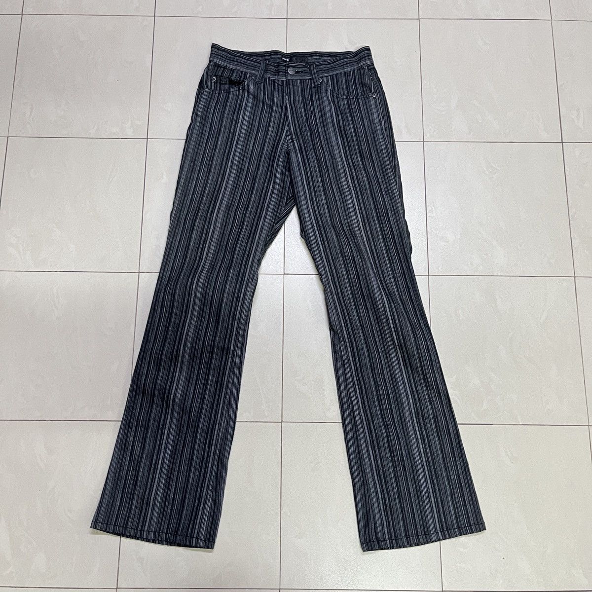 Japanese Brand Vintage Stripes Flare Pants Size US 29 - 1 Thumbnail
