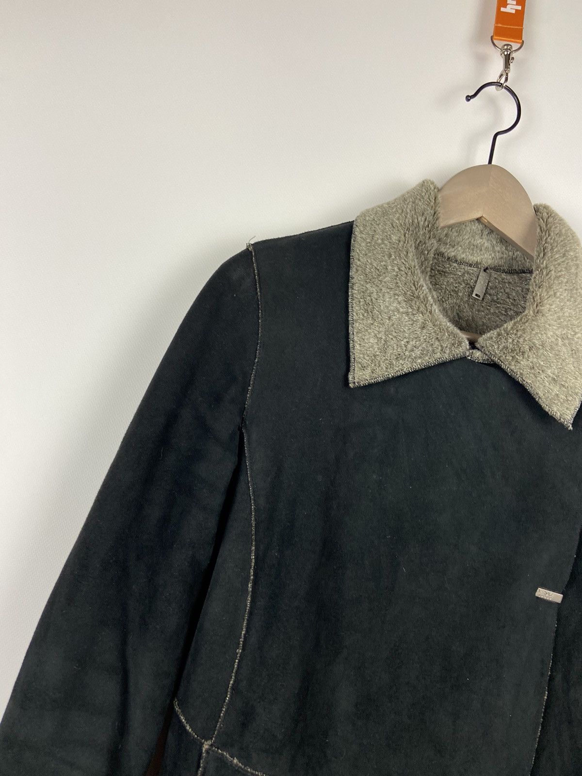 Vintage Vintage Versace Sport Black Micro Suede Faux Fur Lined Coat Size S / US 4 / IT 40 - 10 Thumbnail
