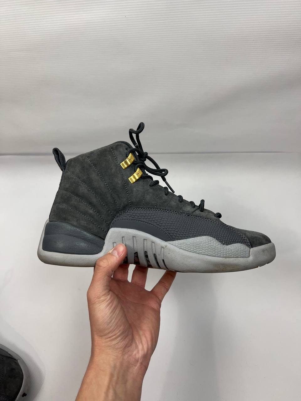 Jordan Brand Air Jordan 12 retro dark grey size US 7 Size US 7 / EU 40 - 10 Thumbnail