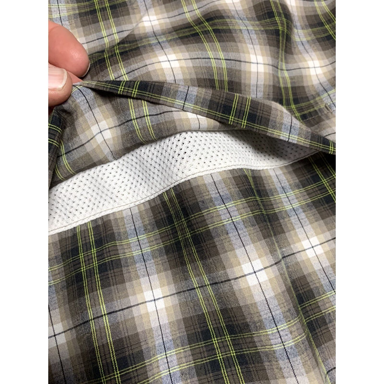Vintage Dakota Grizzly Shirt Long Sleeve Mens Large Brown Plaid Button Down Size US L / EU 52-54 / 3 - 7 Thumbnail